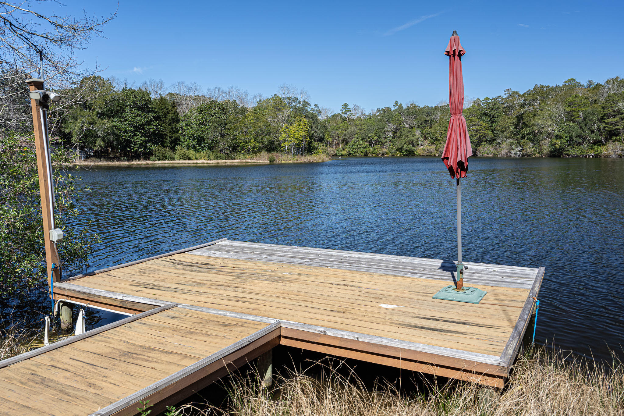 LAKE SHARON ESTATES - Residential