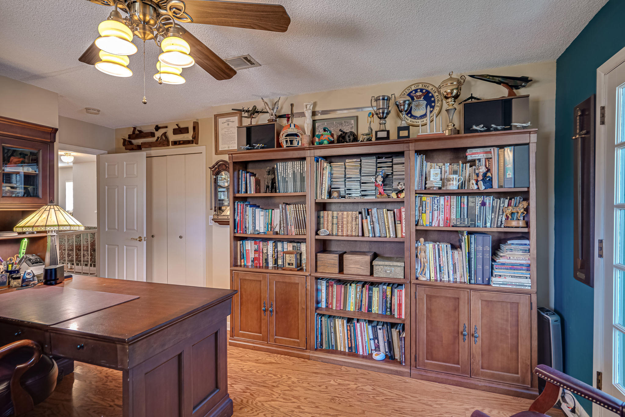 LAKE SHARON ESTATES - Residential