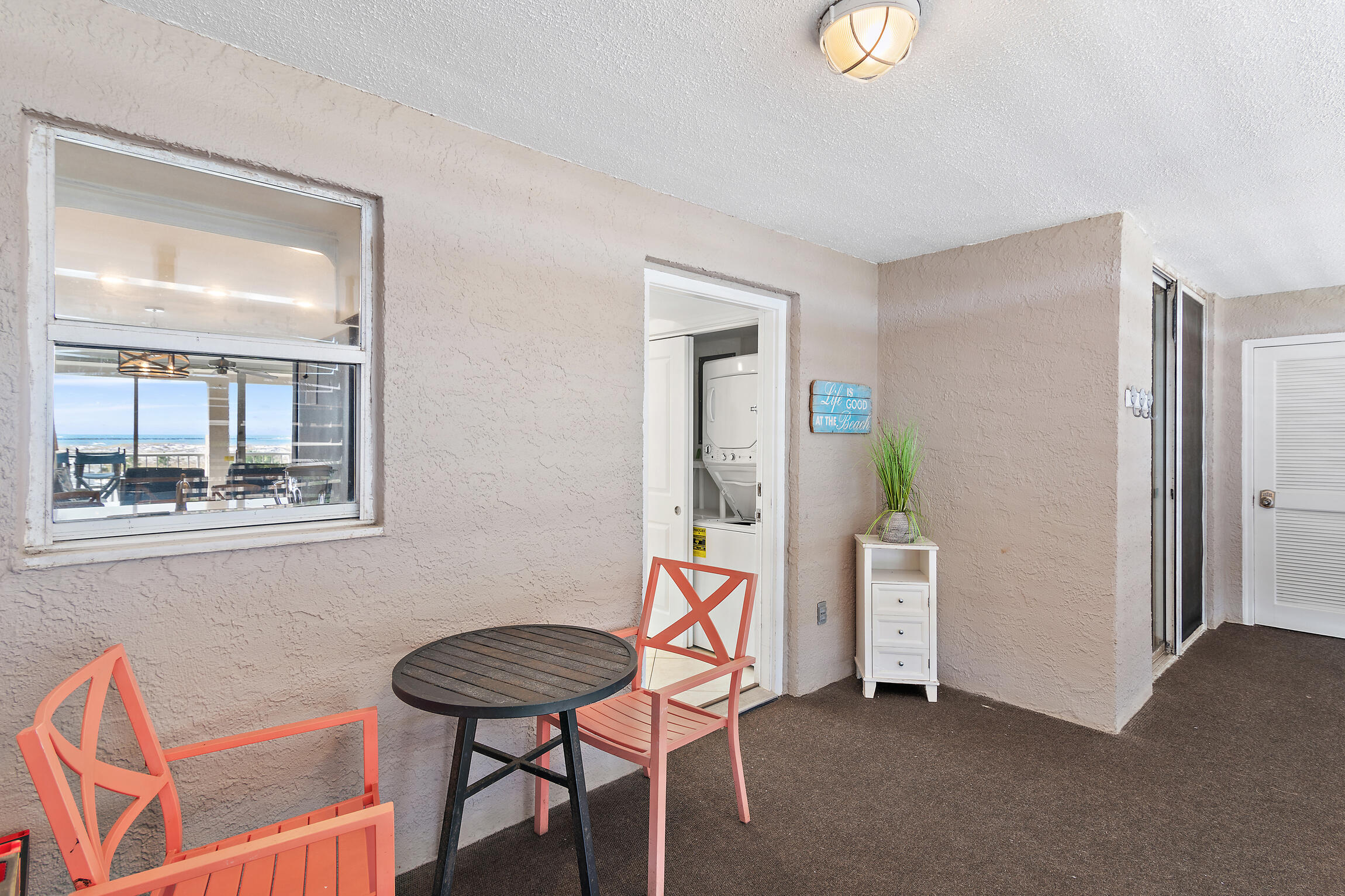 MAGNOLIA HOUSE - Residential