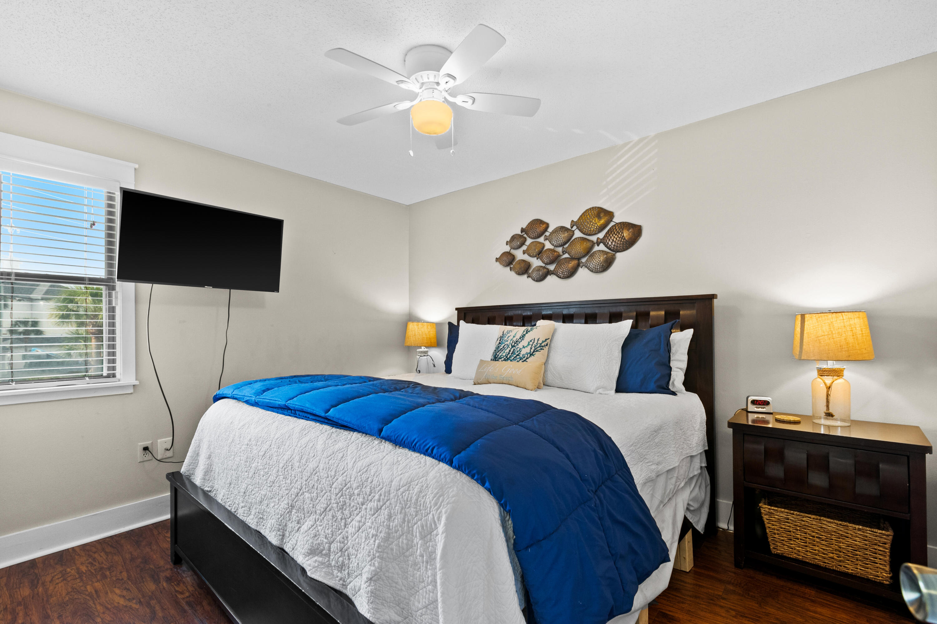 BEACHWOOD VILLAS CONDO - Residential