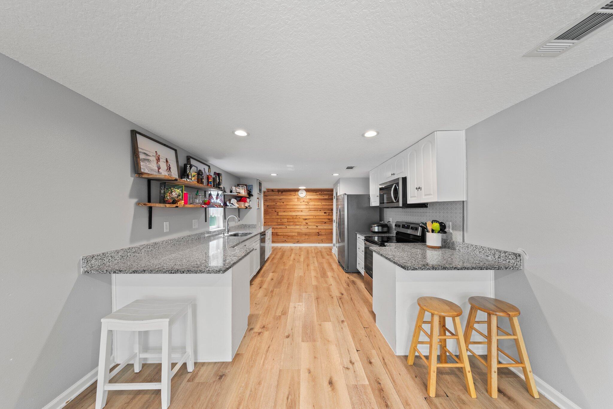 NORTH SUPERGROUP - Residential Lease