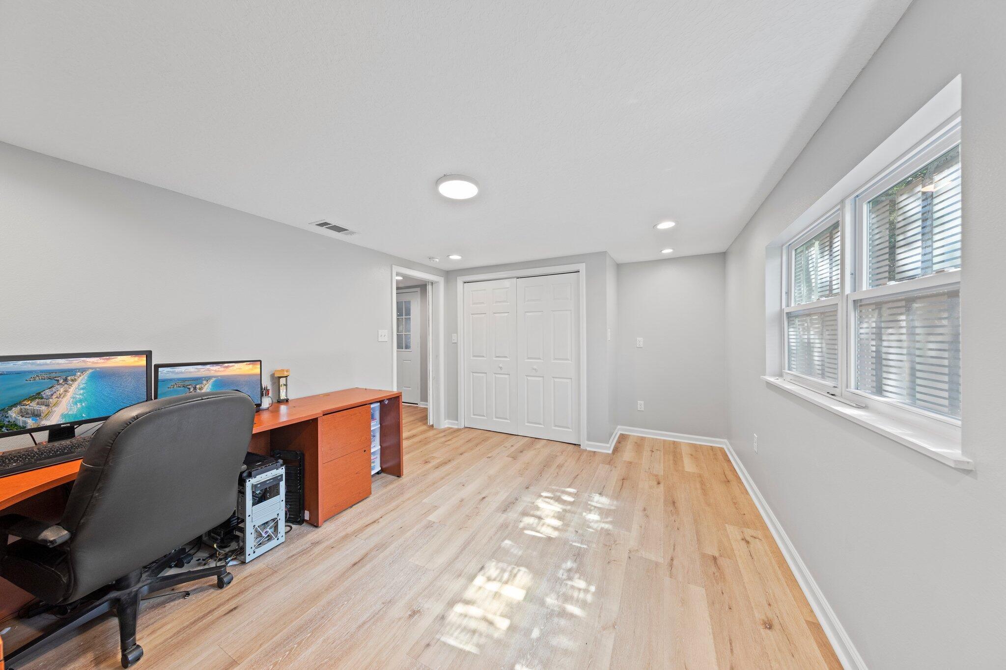 NORTH SUPERGROUP - Residential Lease