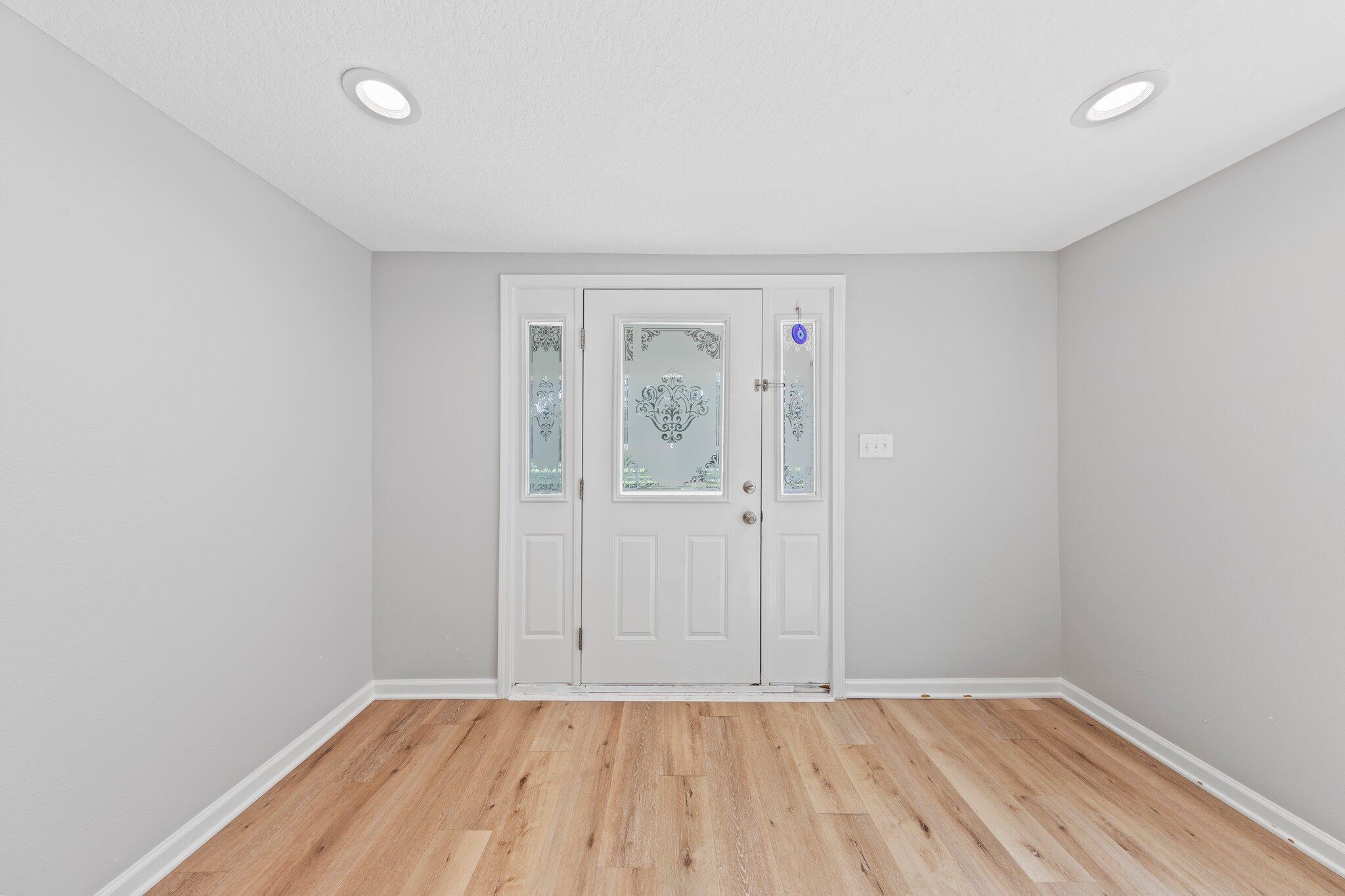 NORTH SUPERGROUP - Residential Lease