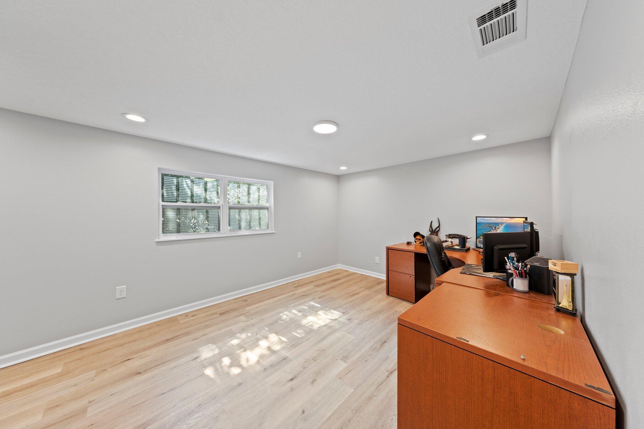 NORTH SUPERGROUP - Residential Lease