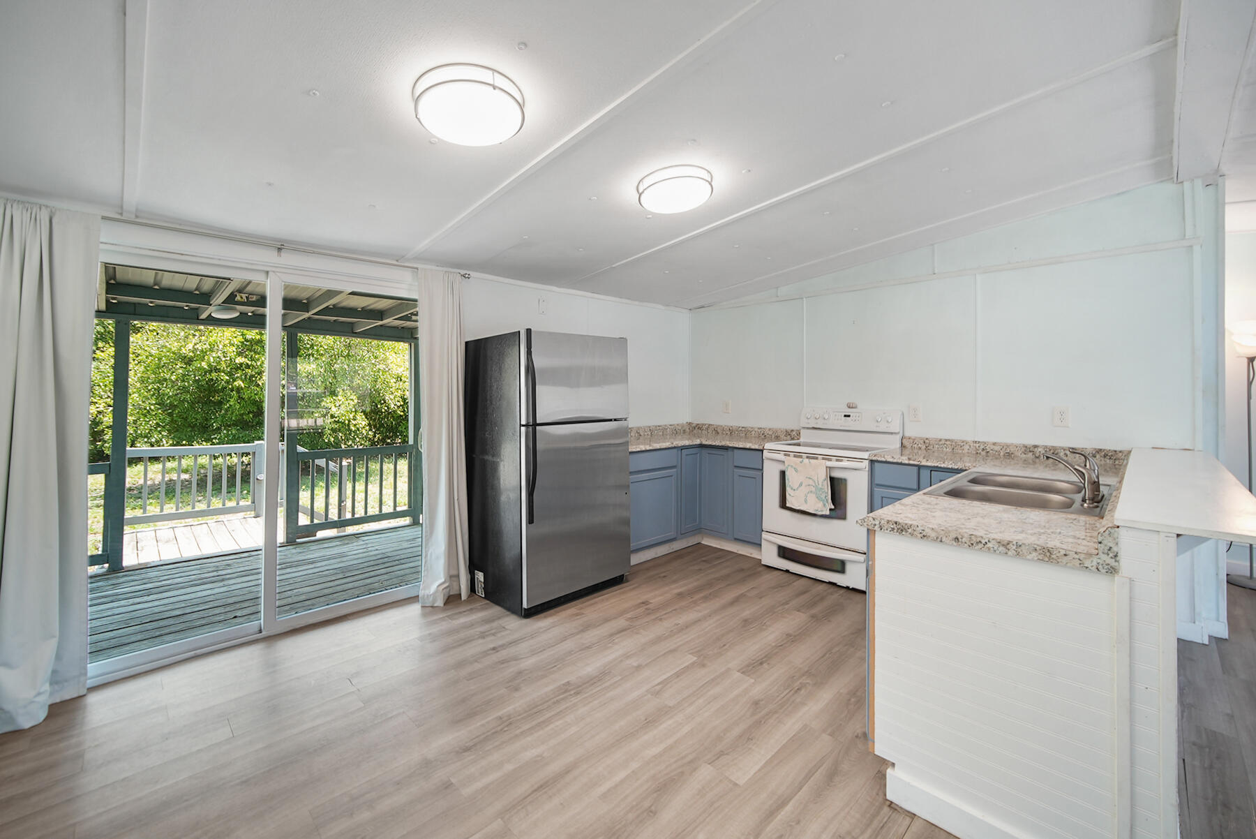 Laguna Sands - Residential