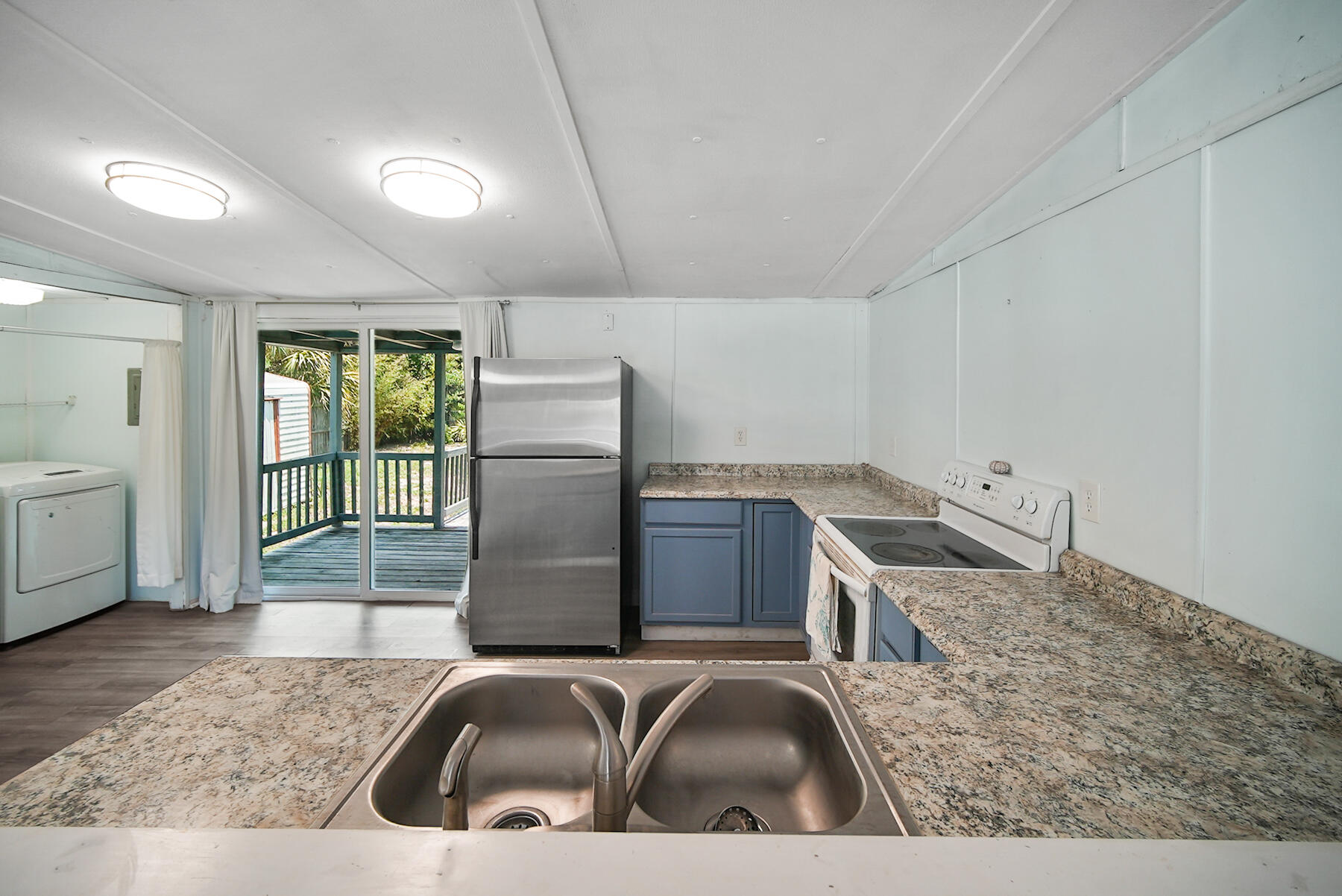Laguna Sands - Residential