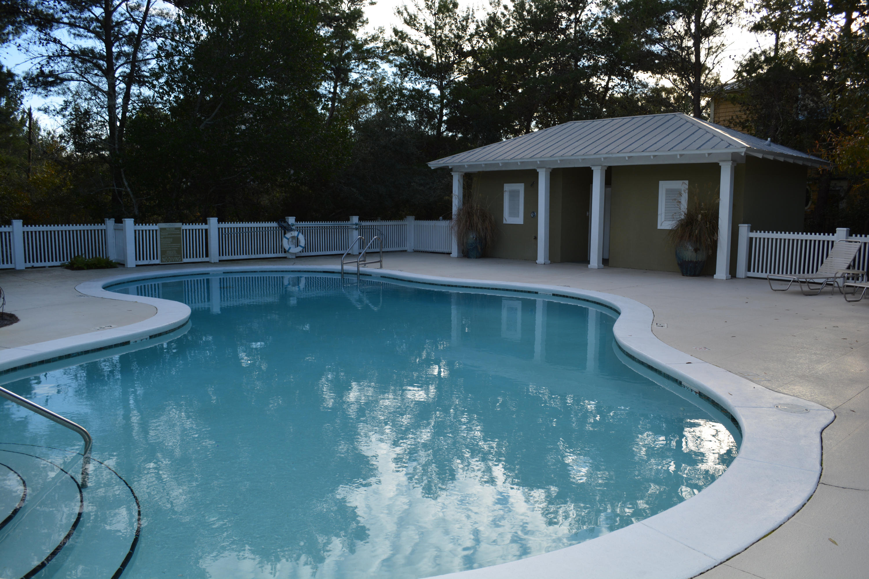 LAKEPLACE AT GRAYTON BEACH T/H - Residential