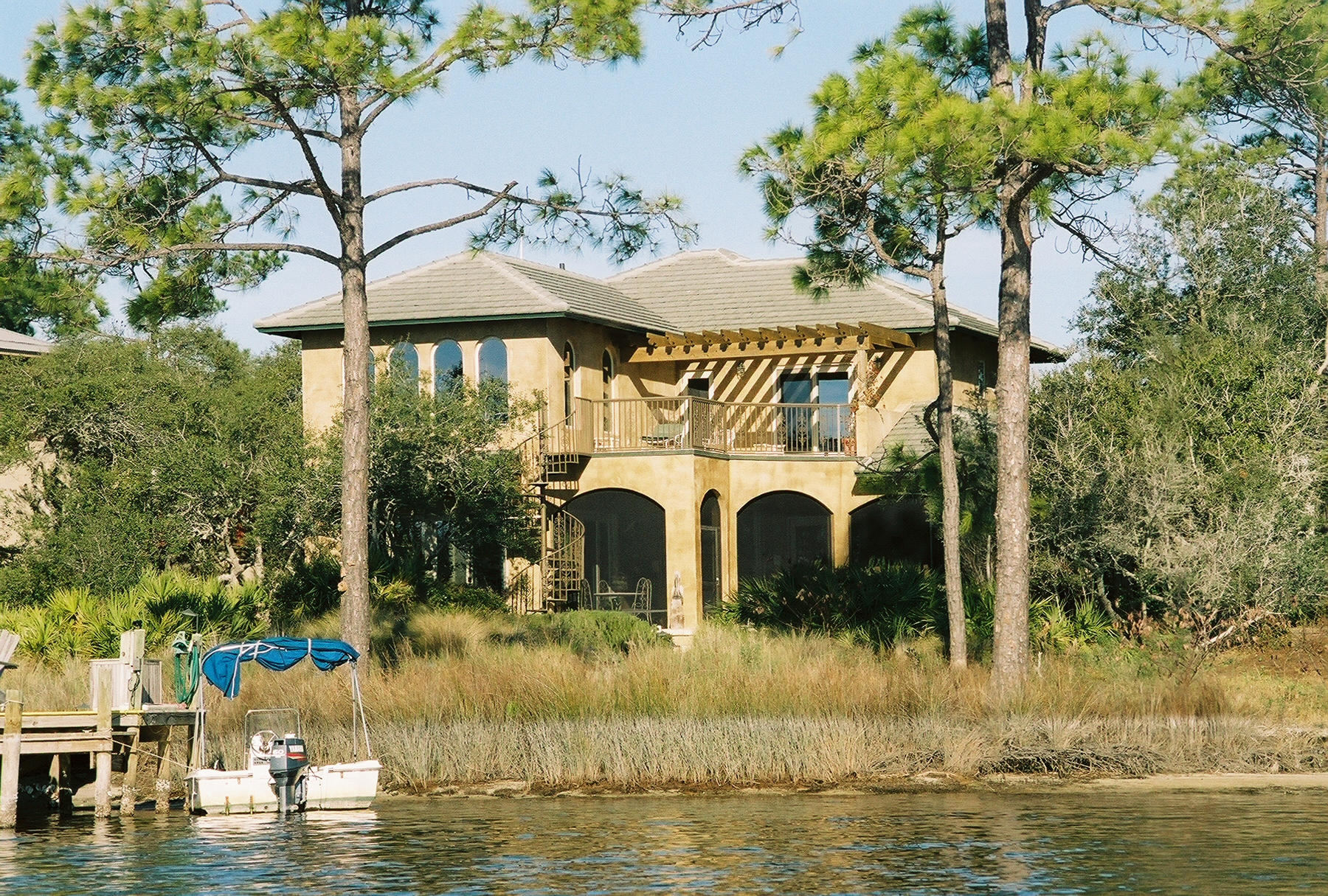 LAKEPLACE AT GRAYTON BEACH T/H - Residential