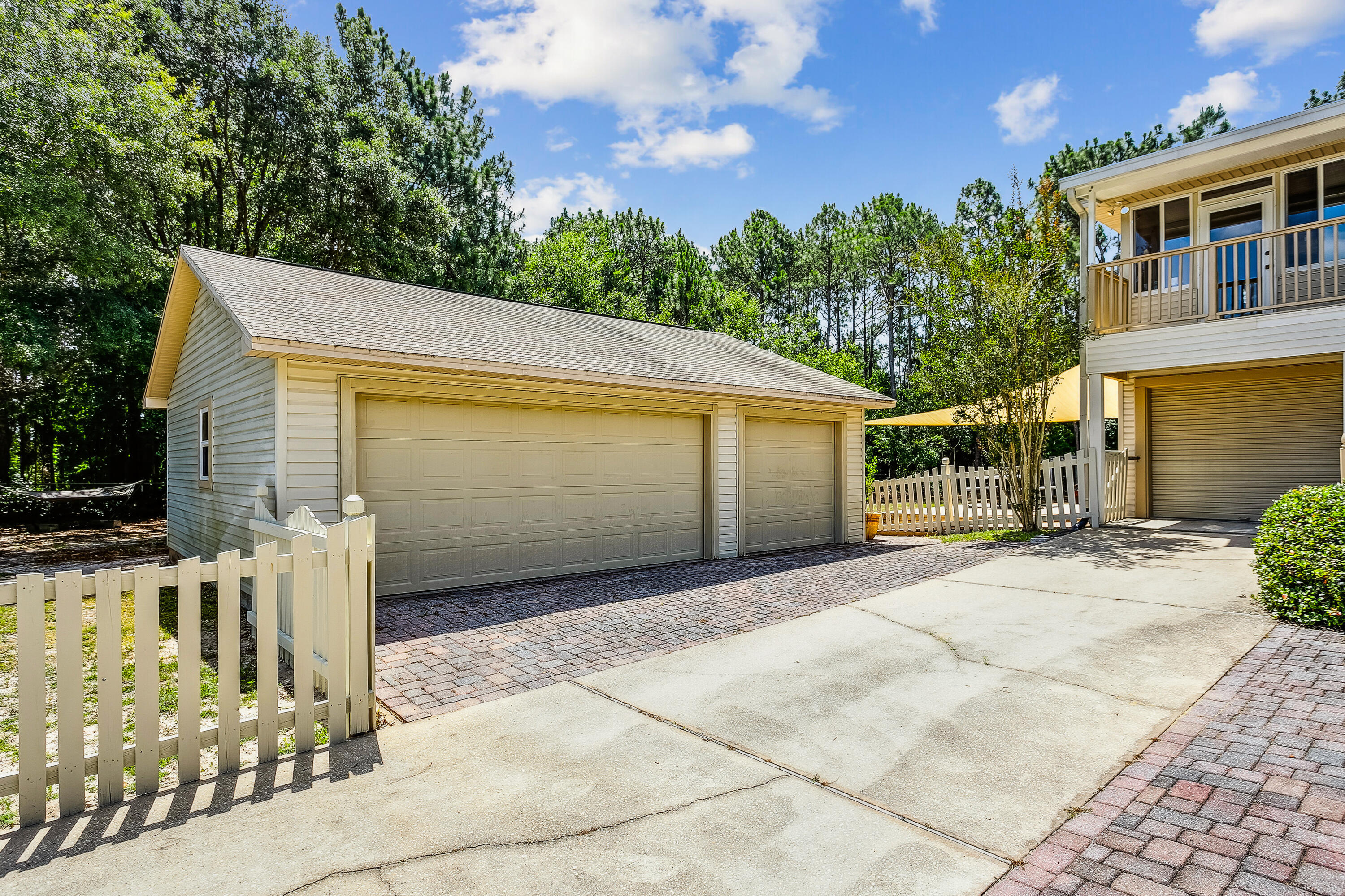 NAVARRE S/D 2ND ADDN - Residential