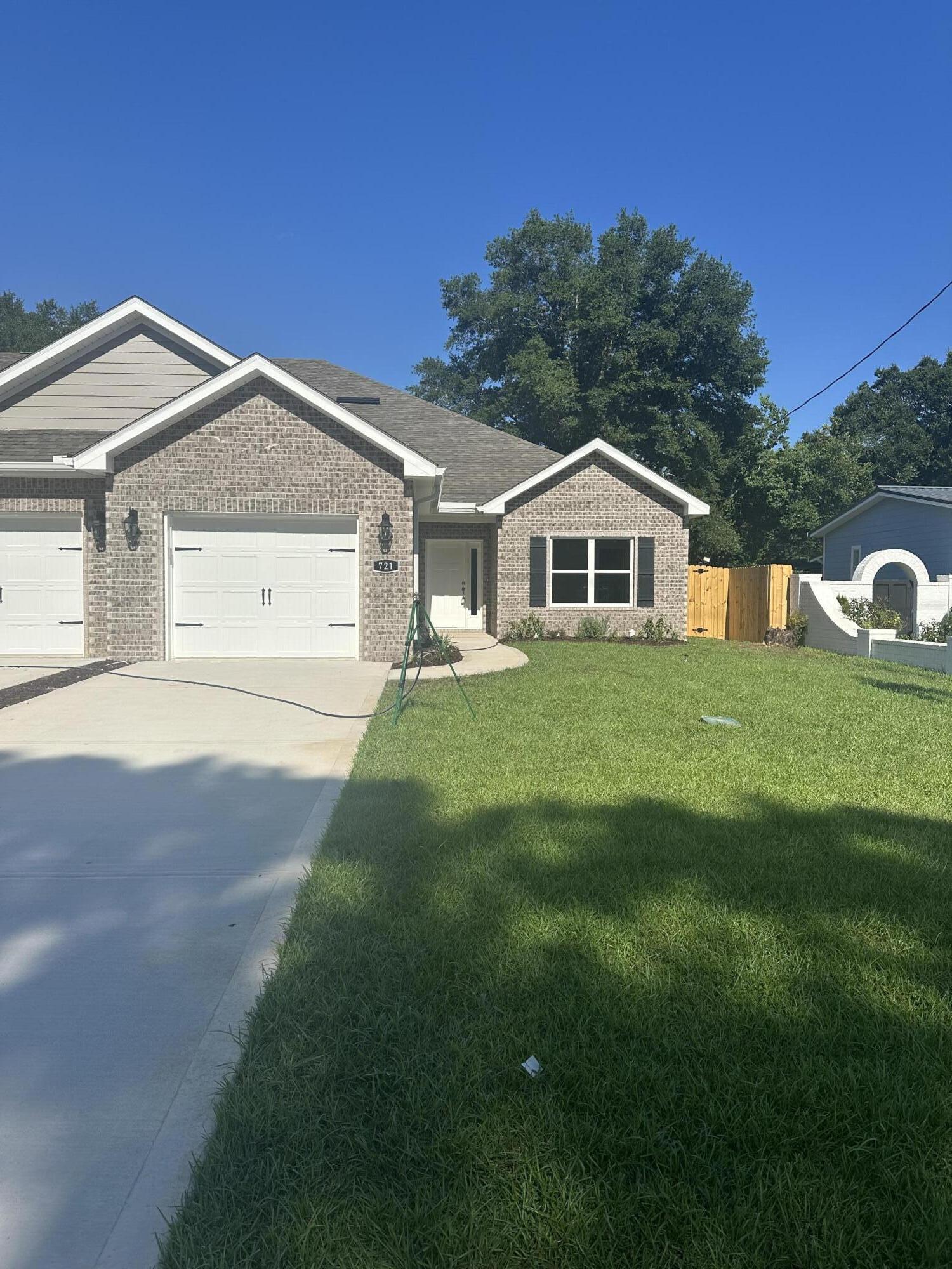Very exciting news!!! BUILDER IS CONTRIBUTED $5000.00 TOWARDS BUYERS CLOSING/PREPAIDS. BRAND NEW one level Townhomes. Welcome to SOUTH FAIRVIEW TOWNHOMES. One of 4 located in the heart of Fort Walton Beach, Fl. No more having to climb stairs! Beautifully designed inside and out. Take advantage of having a corner unit. This beauty has 3 bedrooms 2 baths with a single car garage. As you enter this gorgeous home you will adore the open concept with the kitchen open to the living/dining room area. Upgrades include granite countertops, stainless steel appliances, beautiful kitchen cabinetry and a walk-in pantry. The master bedroom offers a spacious walk-in closet, a delightful master bath with a garden tub, separate shower and double vanities.