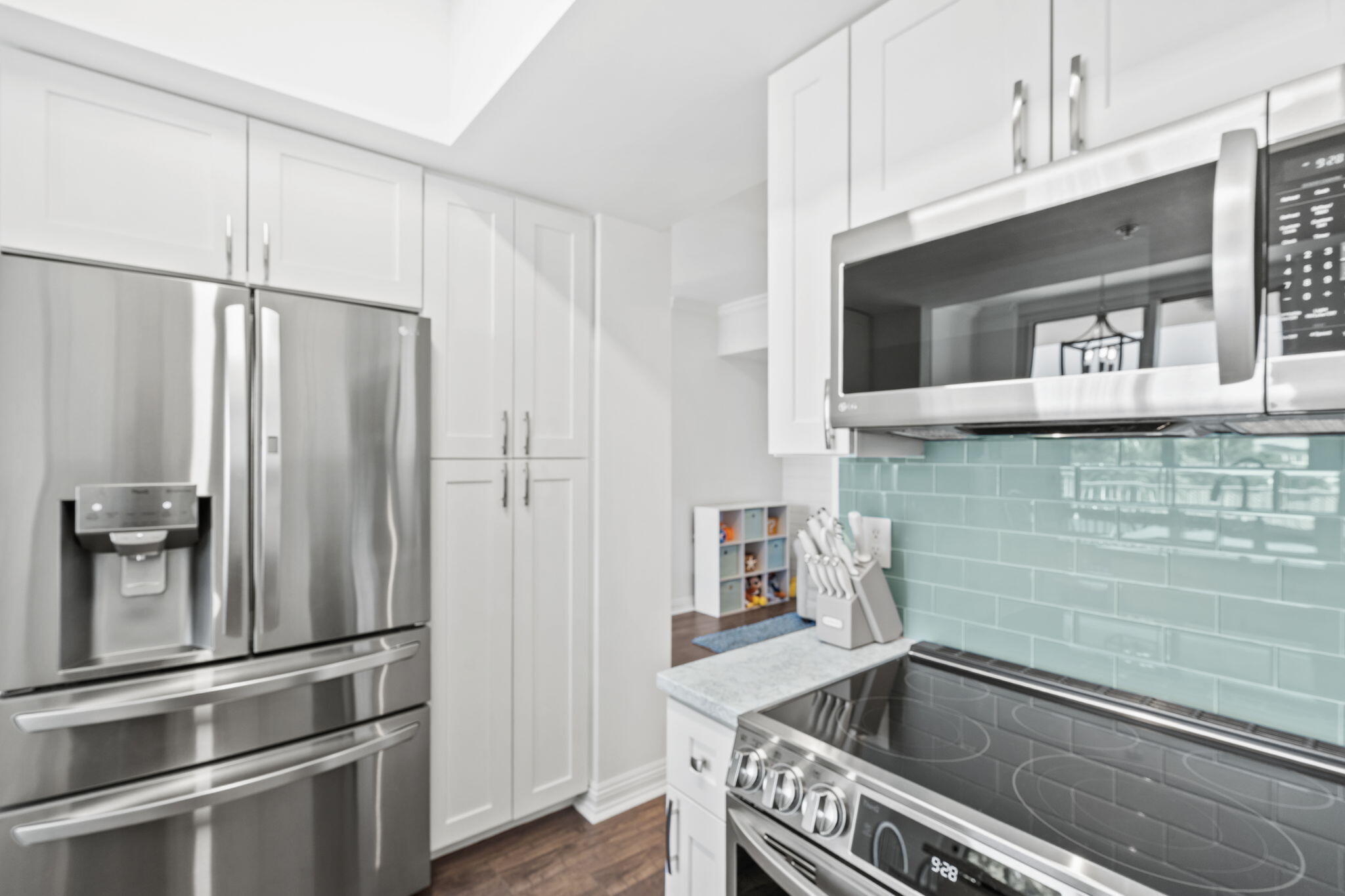 ONE BEACH CLUB DRIVE - Residential