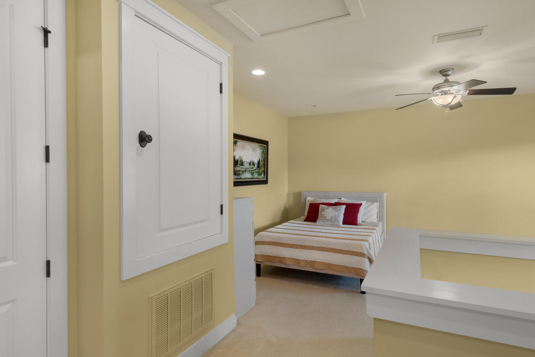 CARSON OAKS - Residential