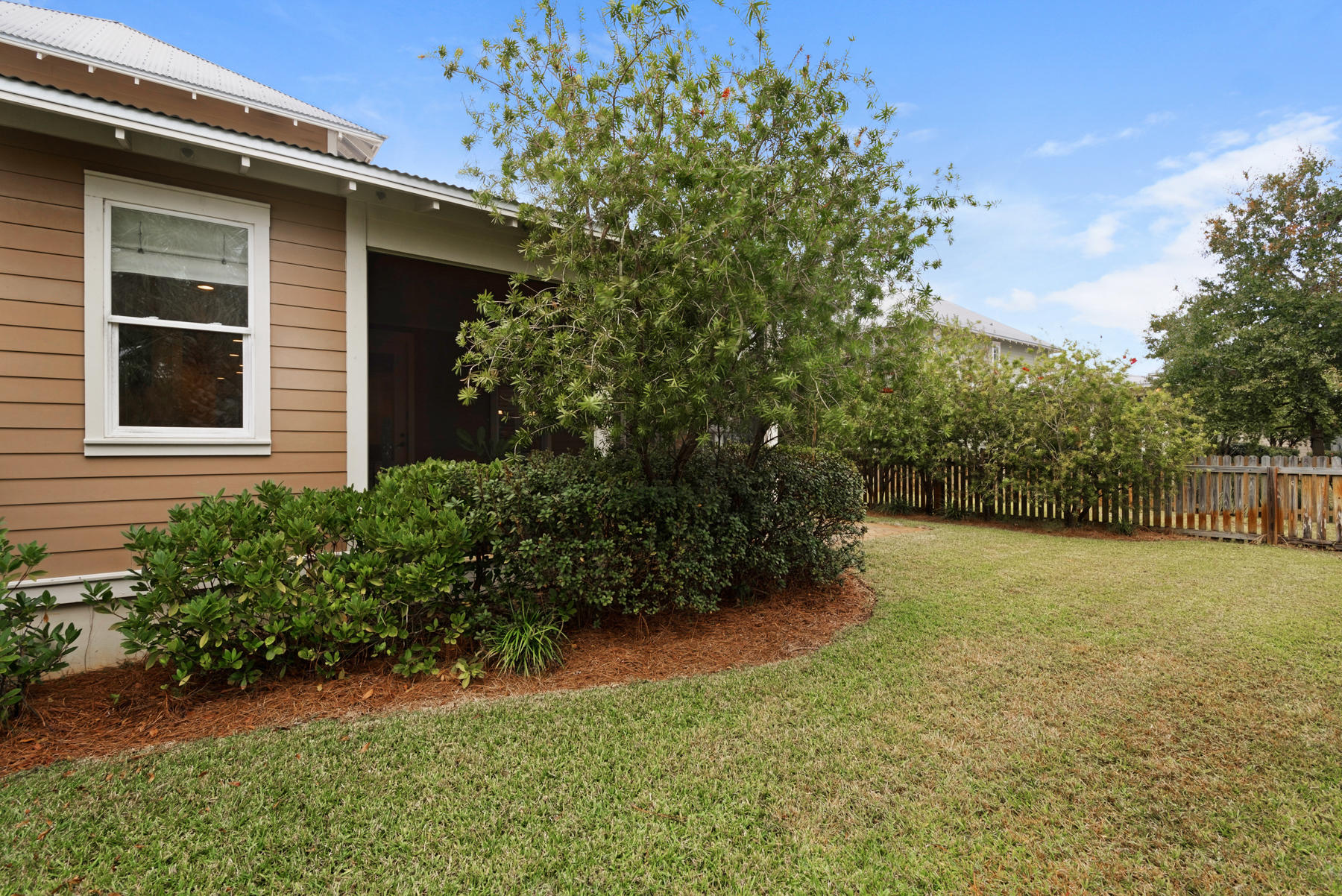 CARSON OAKS - Residential