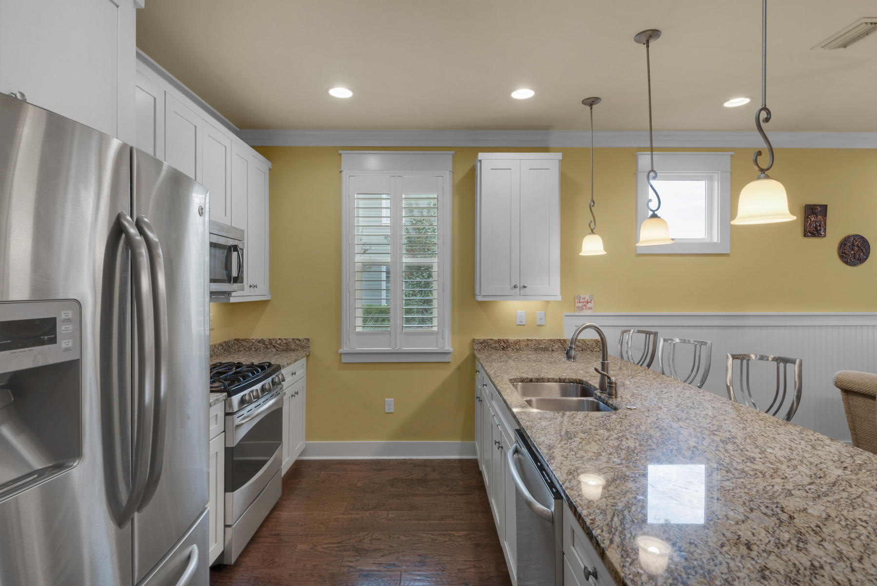 CARSON OAKS - Residential