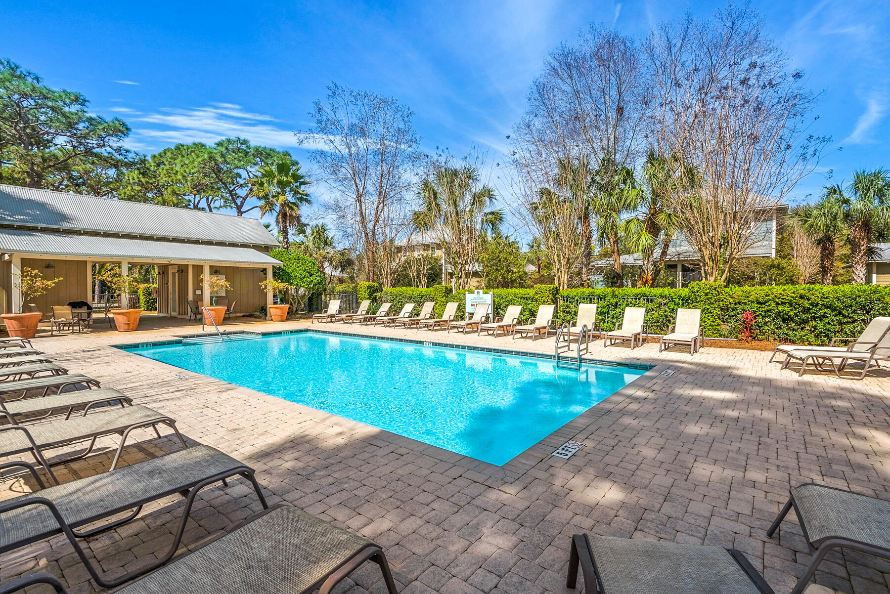 CARSON OAKS - Residential