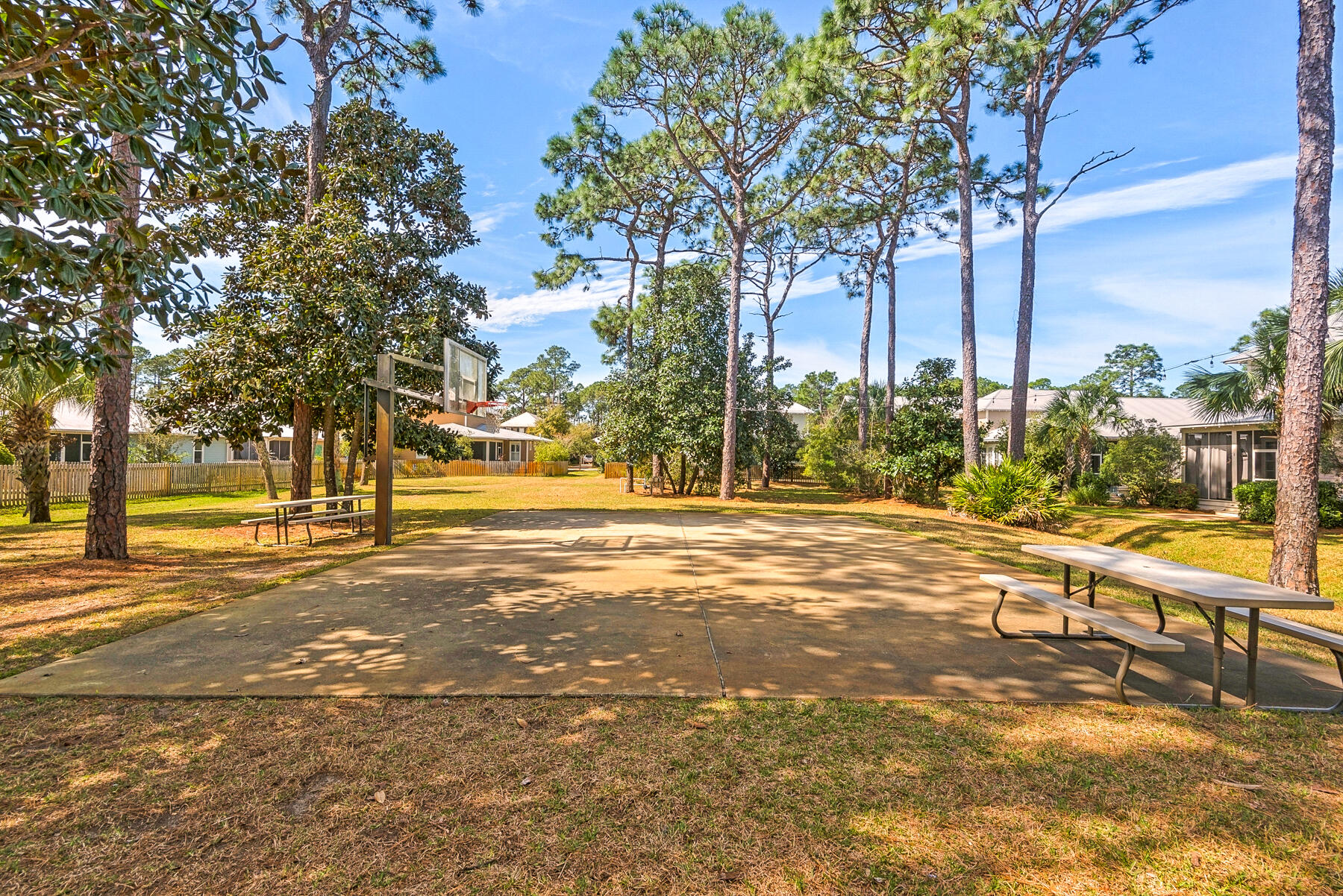 CARSON OAKS - Residential