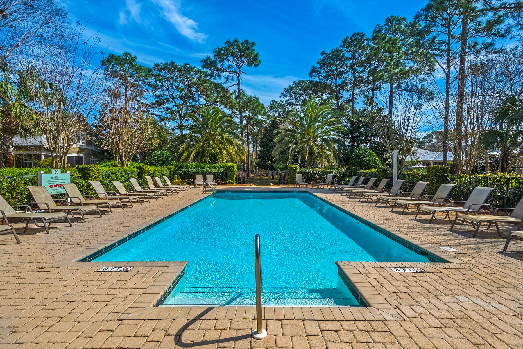 CARSON OAKS - Residential