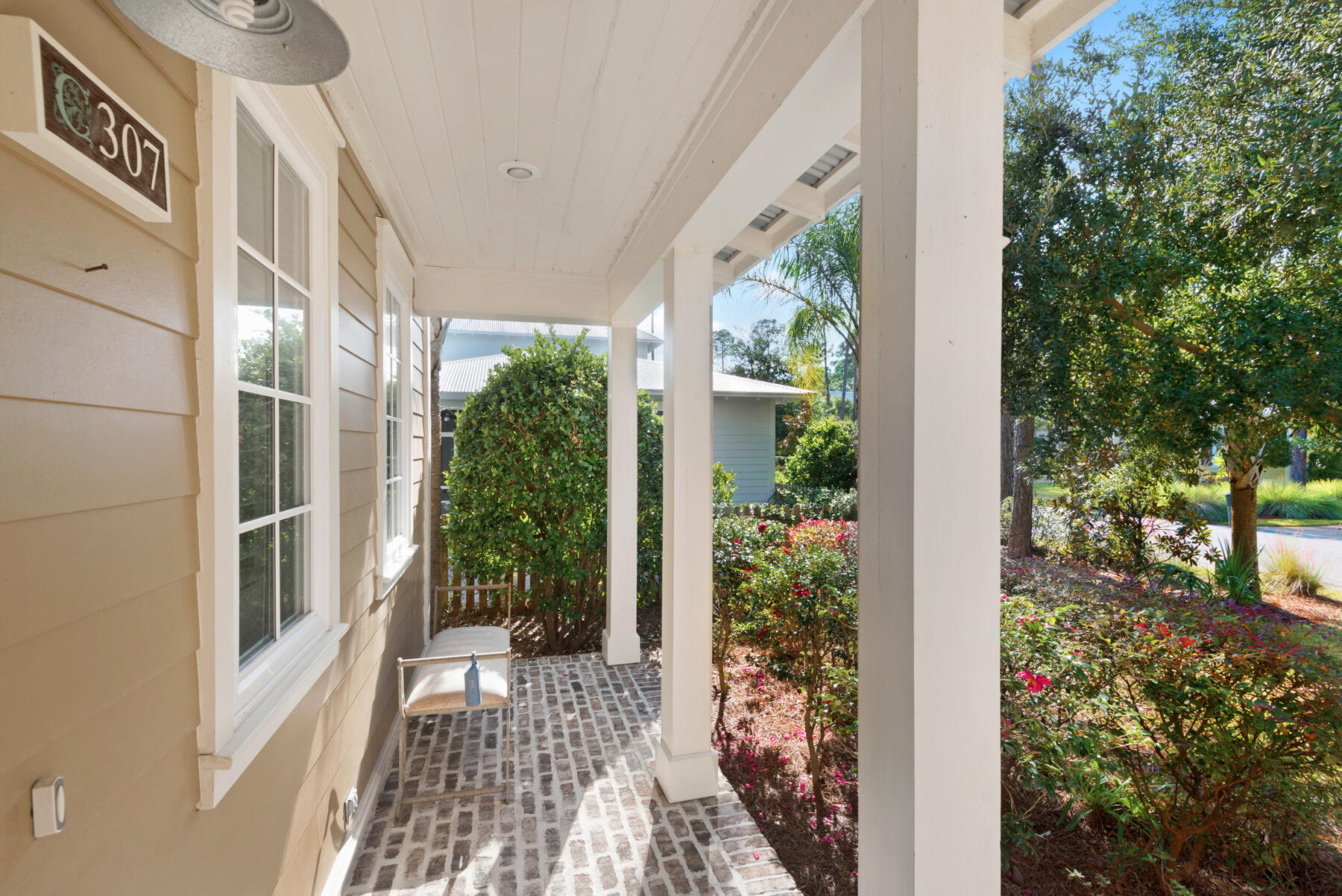 CARSON OAKS - Residential