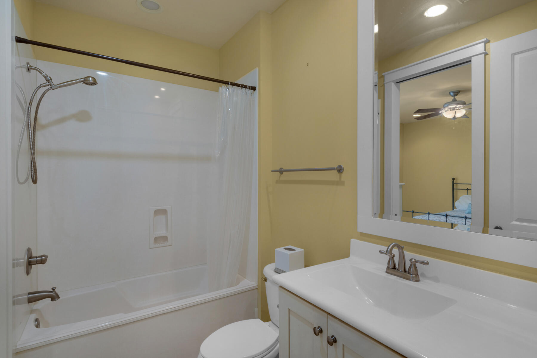 CARSON OAKS - Residential