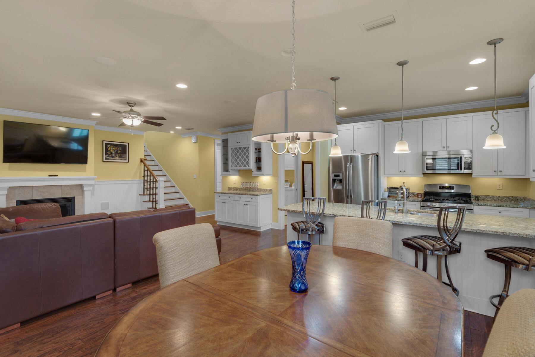 CARSON OAKS - Residential