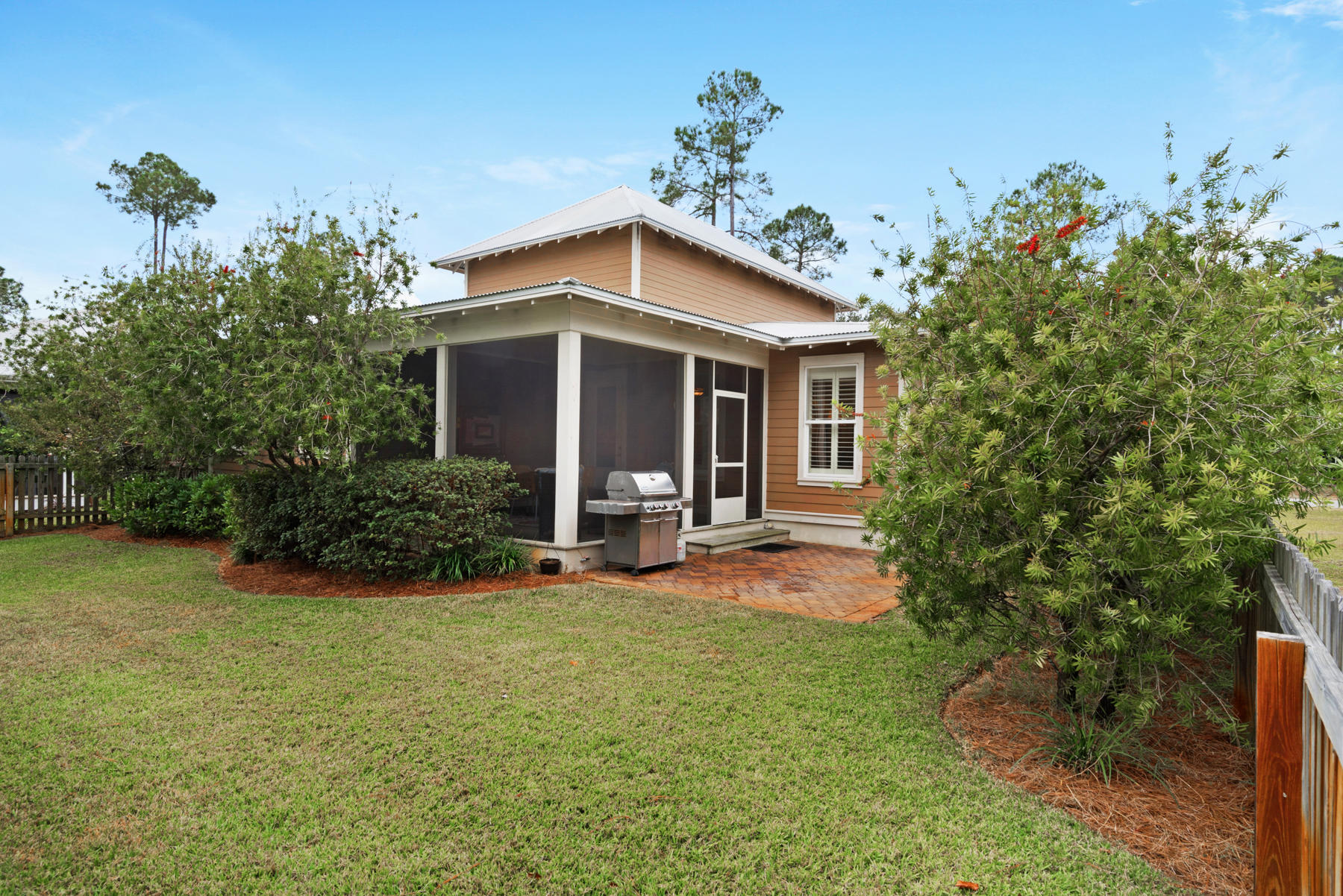 CARSON OAKS - Residential