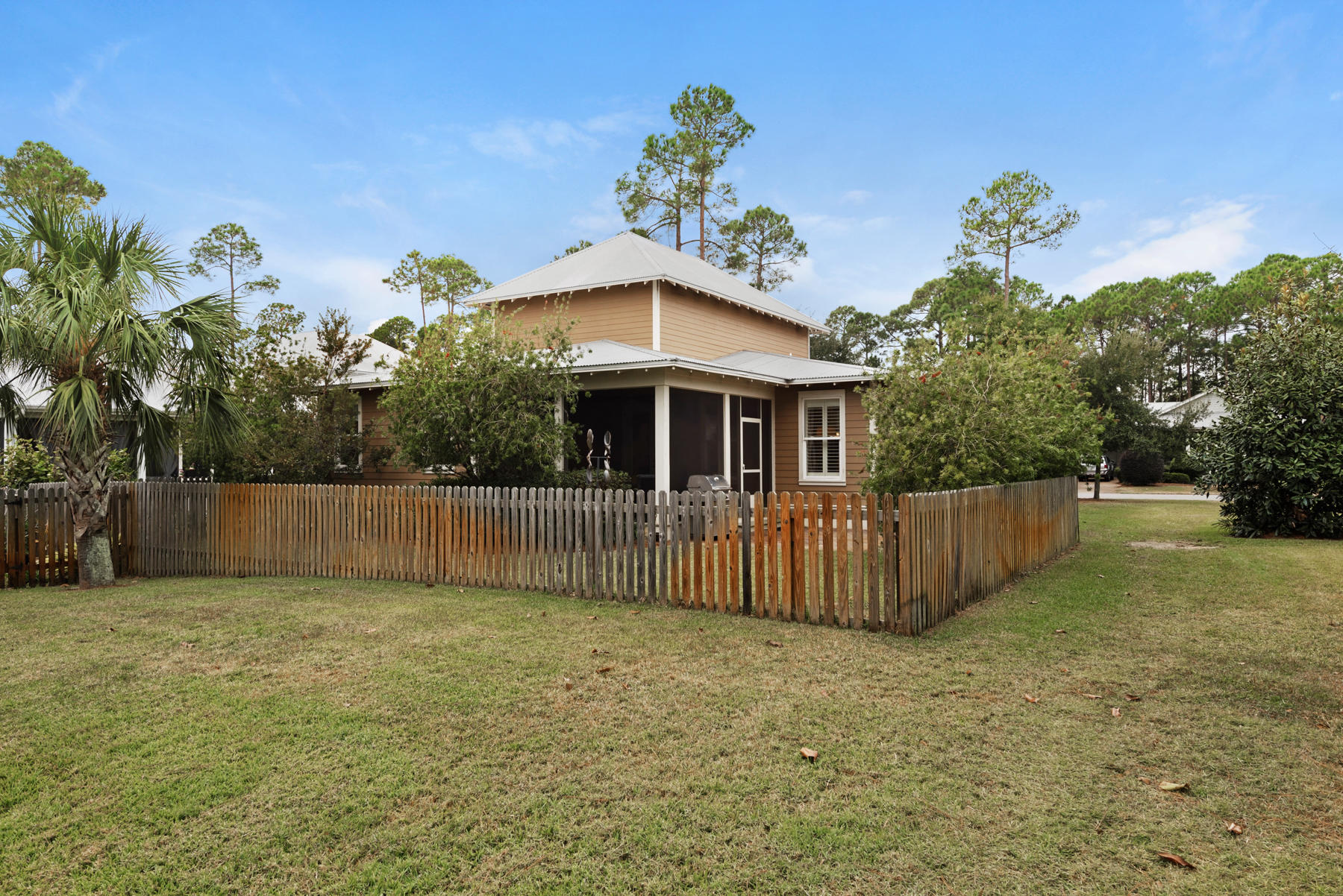 CARSON OAKS - Residential