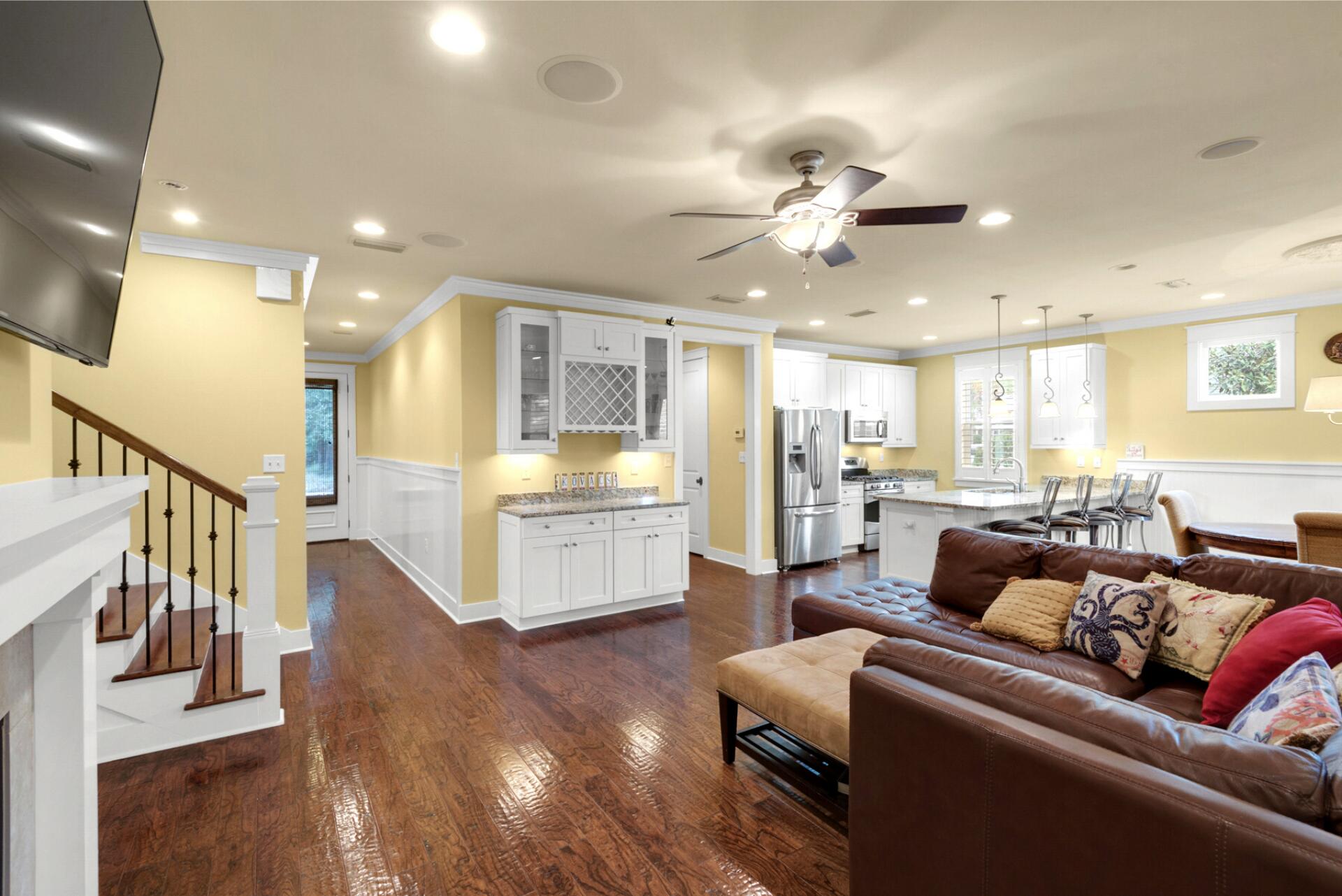 CARSON OAKS - Residential