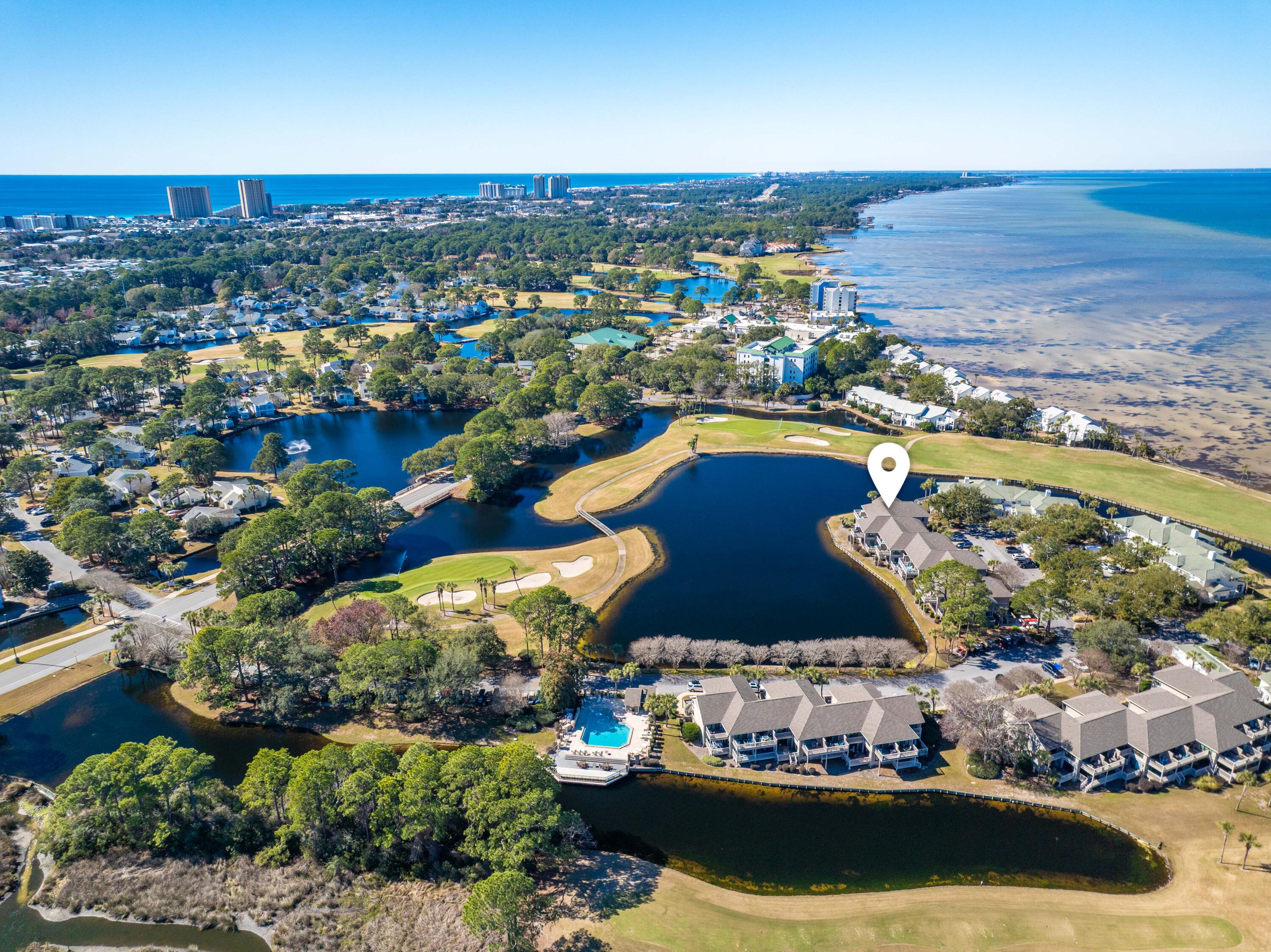 HARBOUR POINT CONDO - Residential