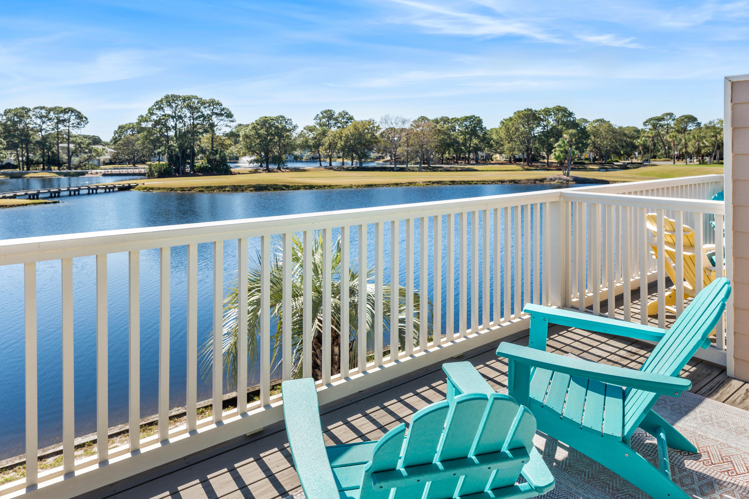 HARBOUR POINT CONDO - Residential