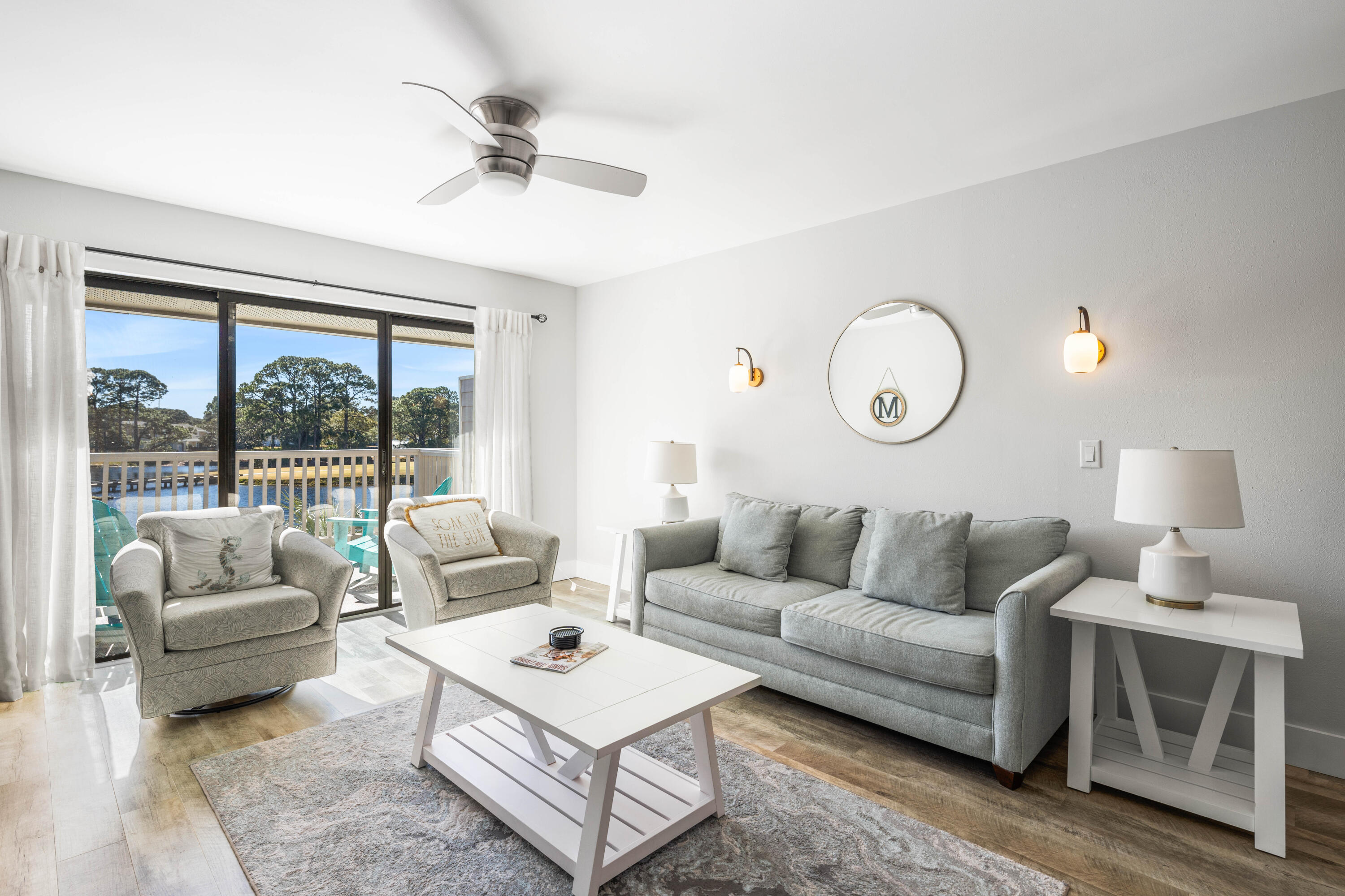 HARBOUR POINT CONDO - Residential