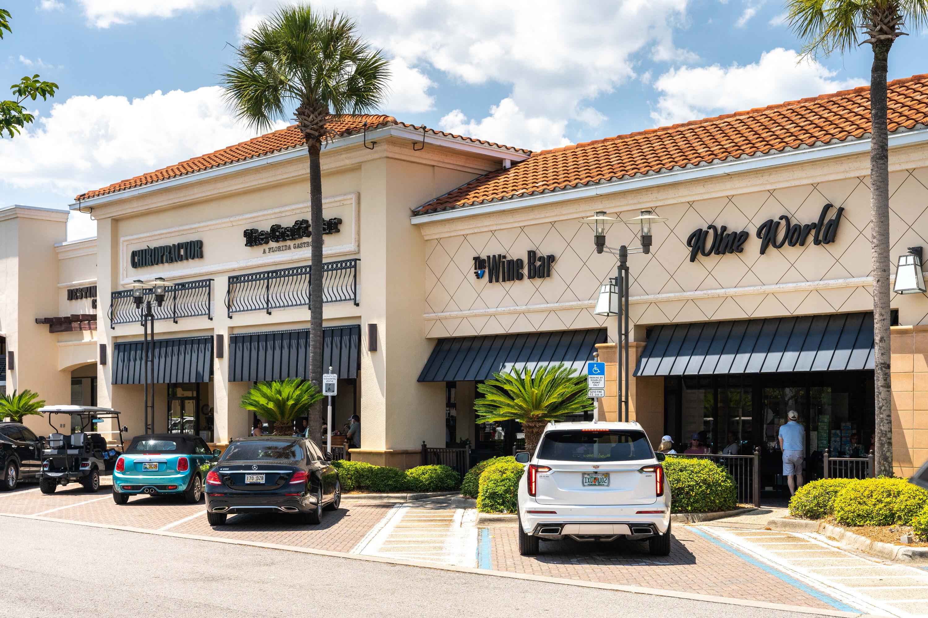 HARBOUR POINT CONDO - Residential