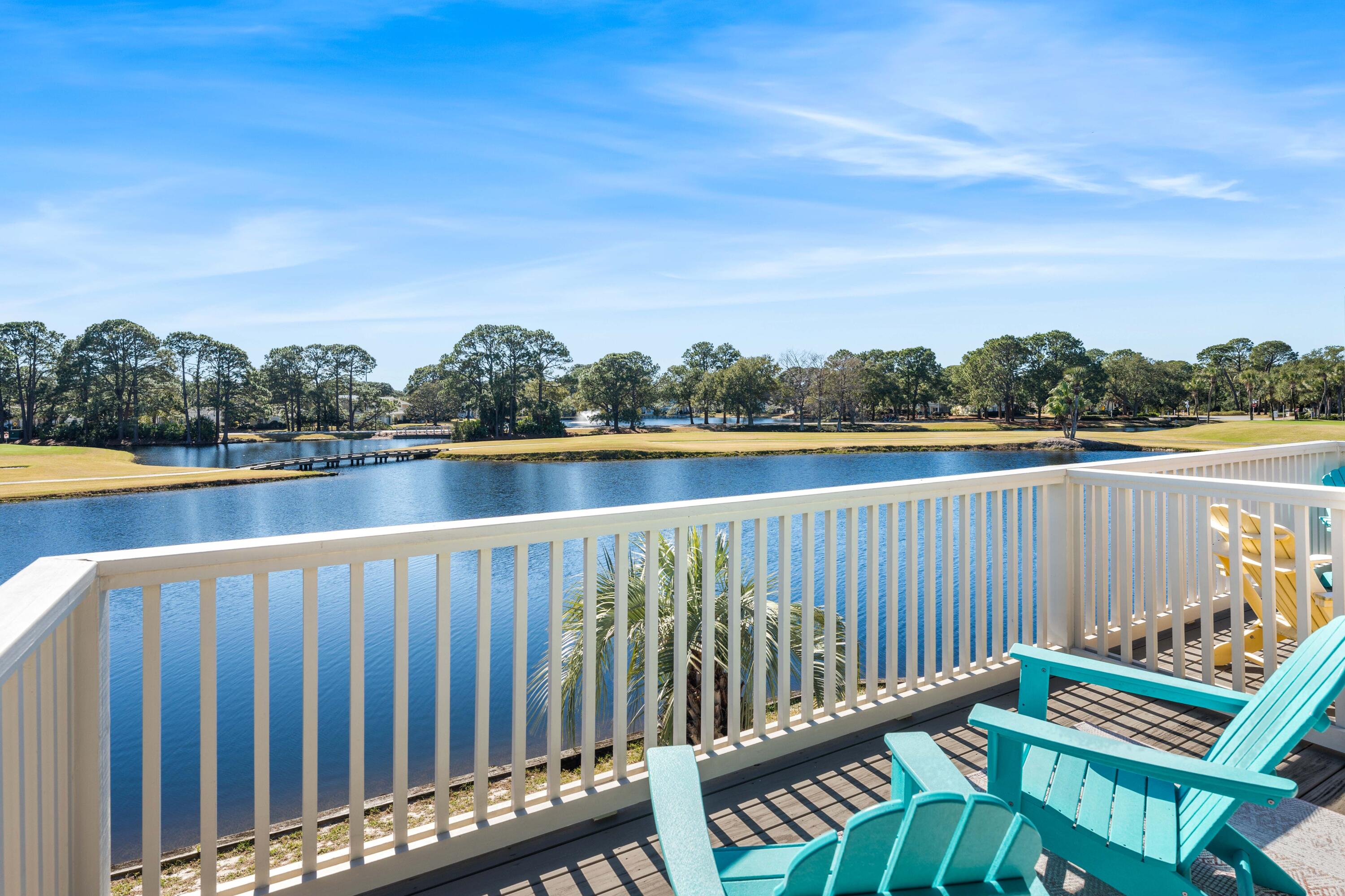 HARBOUR POINT CONDO - Residential