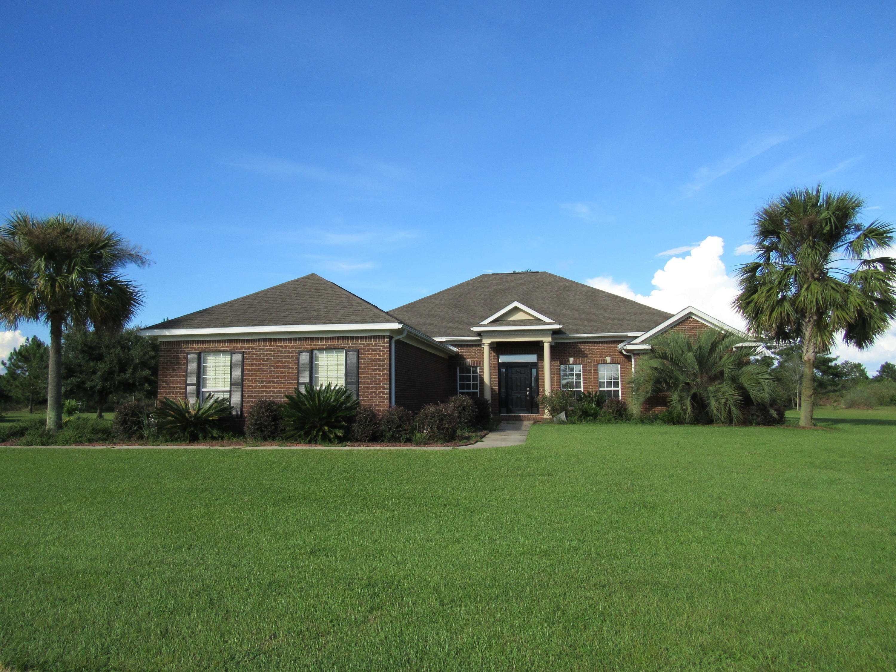 PRICE REDUCED! Don't Miss Out on this 4BDRM/3BATH Home w/Split-Floorplan & 3 Car Attached Garage. Located in Windswept Estates Gated Golf Course Community on the 17th Fairway. Home features include Custom Crown Molding thru-out, Hdwd & Tile flooring, Upgraded Light Fixtures, Custom Cabinets & SS Appliances. Family Chef will love Open Kitchen w/Bkfst Bar&Eat-In Area to interact w/Guests. Open Concept Great Room w/Gas FP. Screened SunPorch allows a quiet place for Morning coffee & Sunrise w/access to GuestBath. Master BDRM/Bath w/Separate Tub/Shower,Double Vanity&Walk-In Closet. Laundry Rm w/Sink. 2HVAC. Move-In Ready! Community Amenities include Pool,Playground, Basketball-Tennis Courts & Clubhouse. Just East of Freeport & minutes from the White Sandy Beaches & NWFL Airport. Preview Today!
