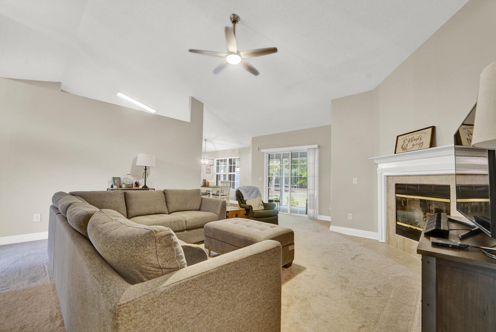 FOX VALLEY - Residential