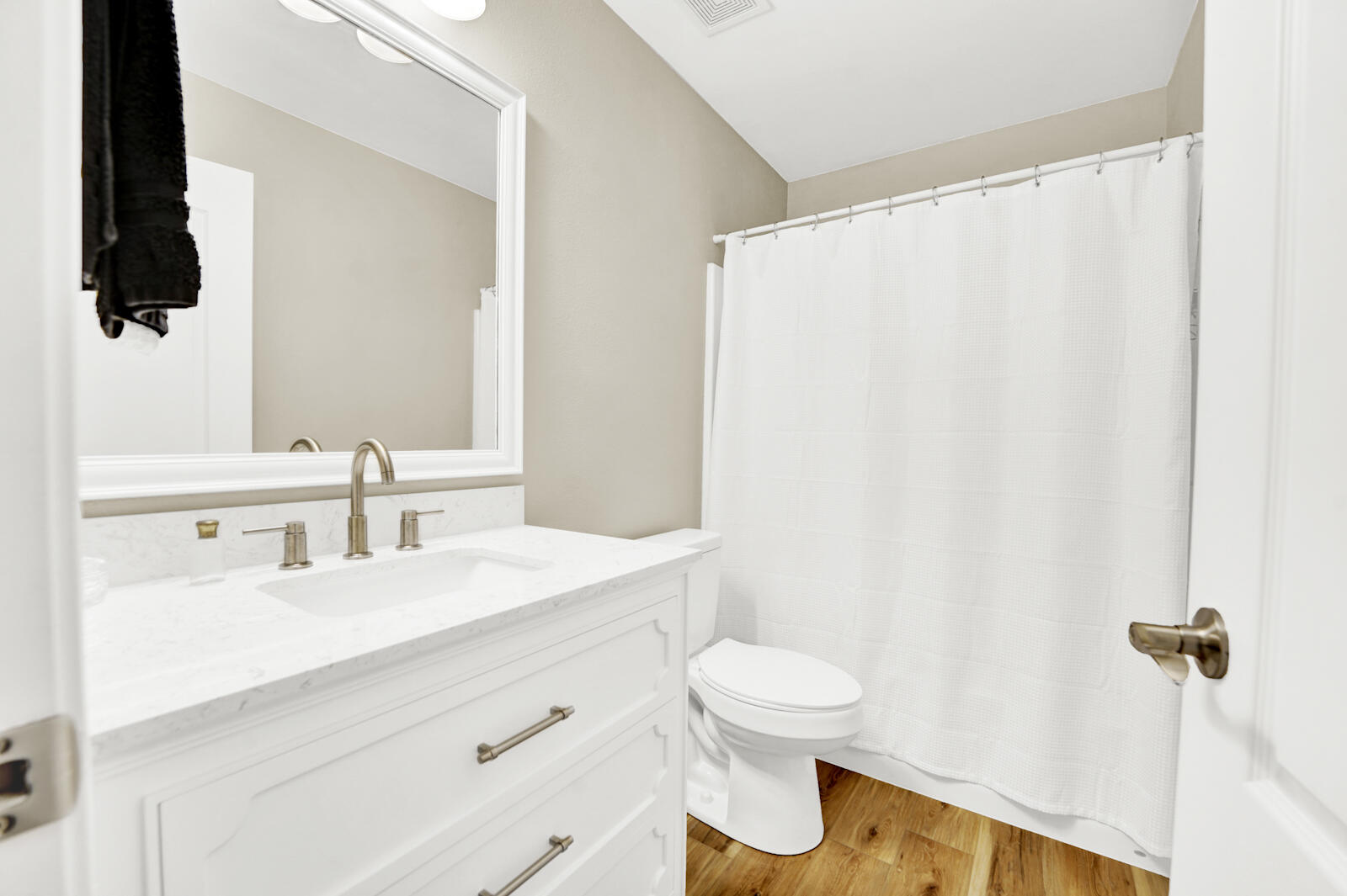 FOX VALLEY - Residential