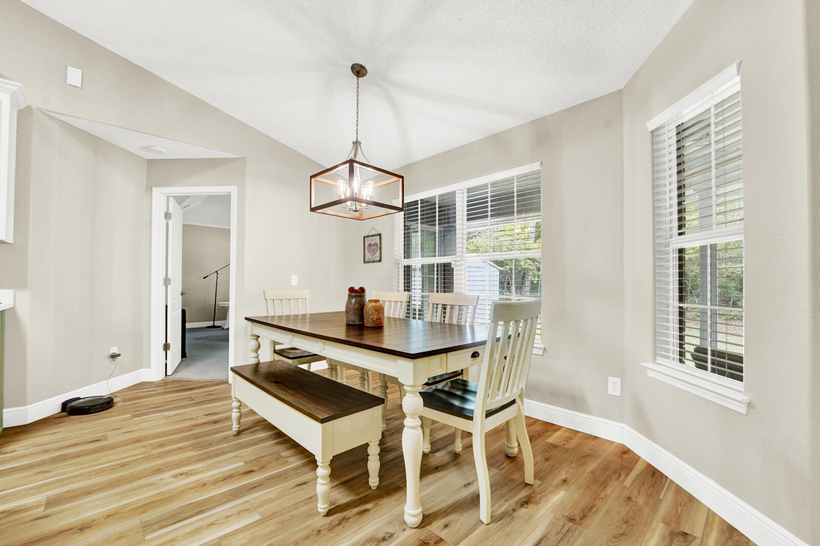 FOX VALLEY - Residential
