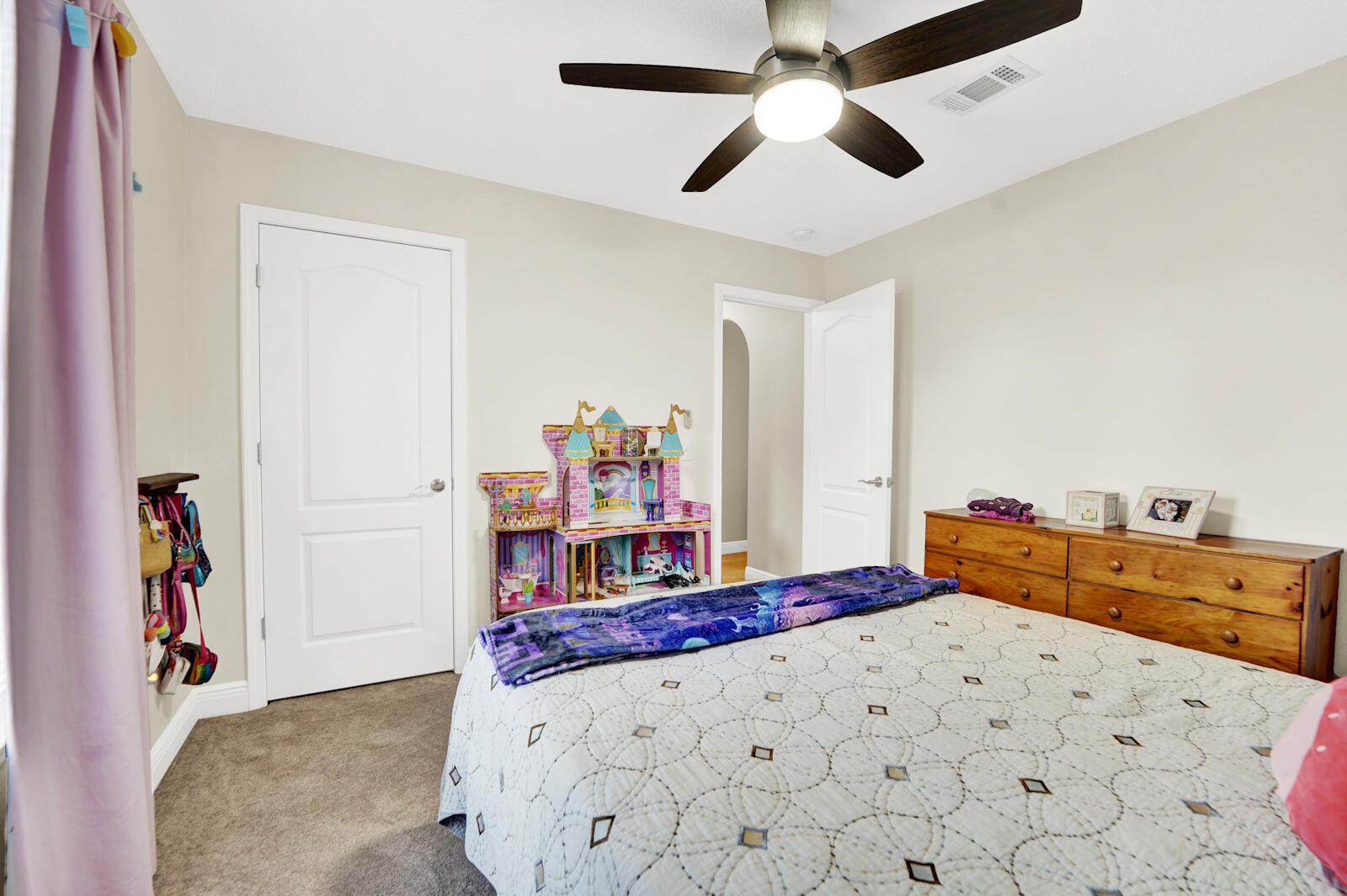 FOX VALLEY - Residential