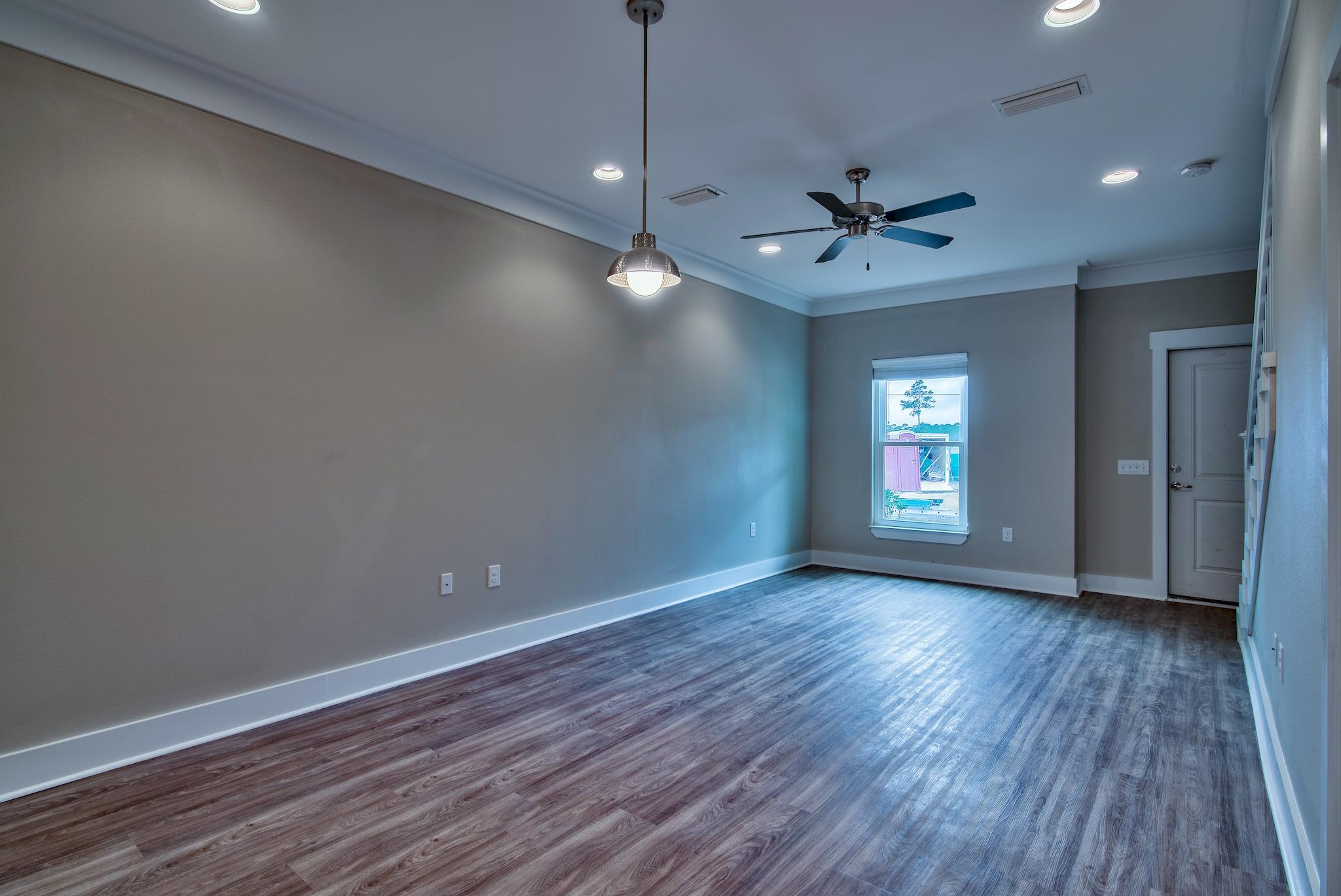 VERANDAS AT FREEPORT - Residential