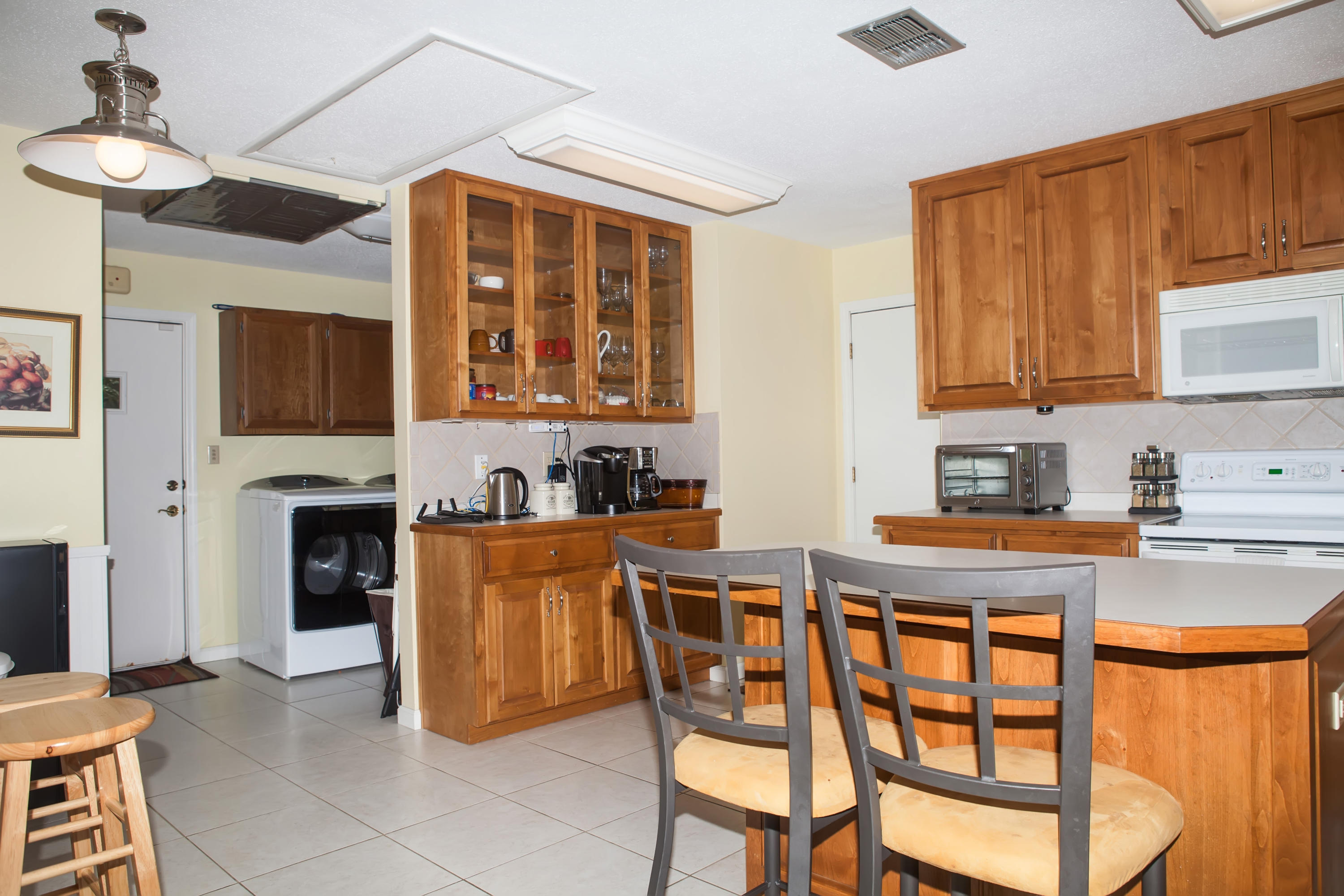 WOODLAND SHORES - Residential