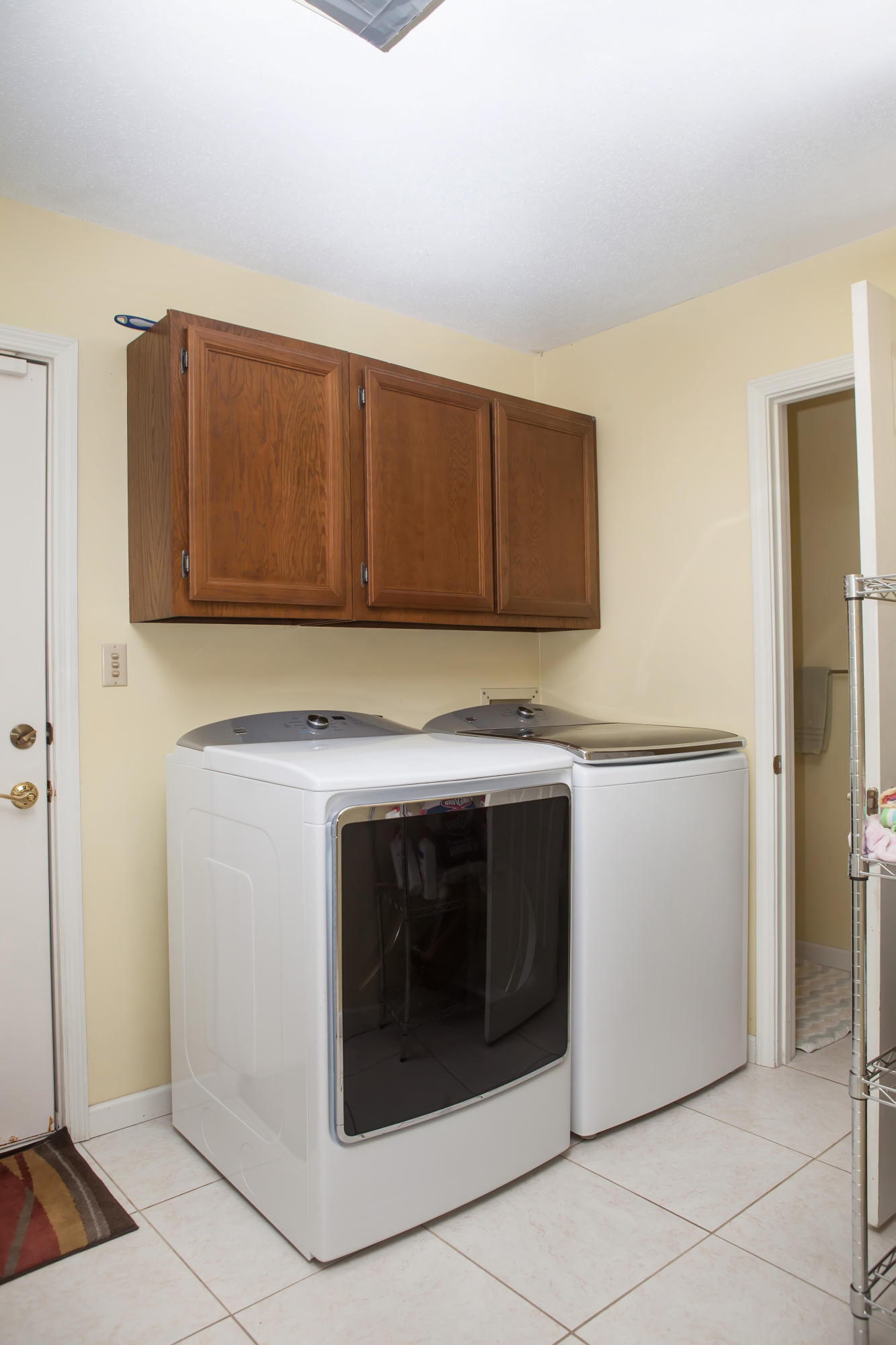 WOODLAND SHORES - Residential