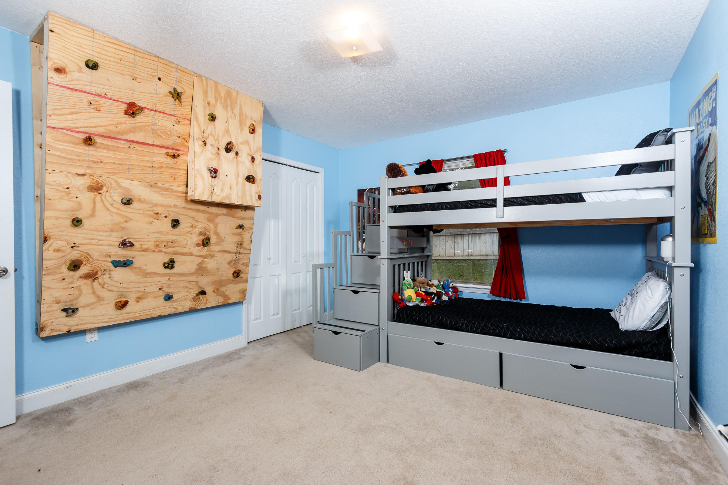 SILVER SPRINGS EST - Residential