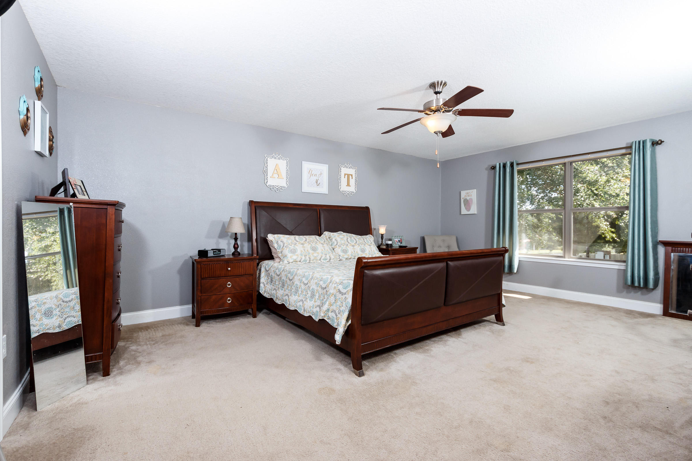 SILVER SPRINGS EST - Residential