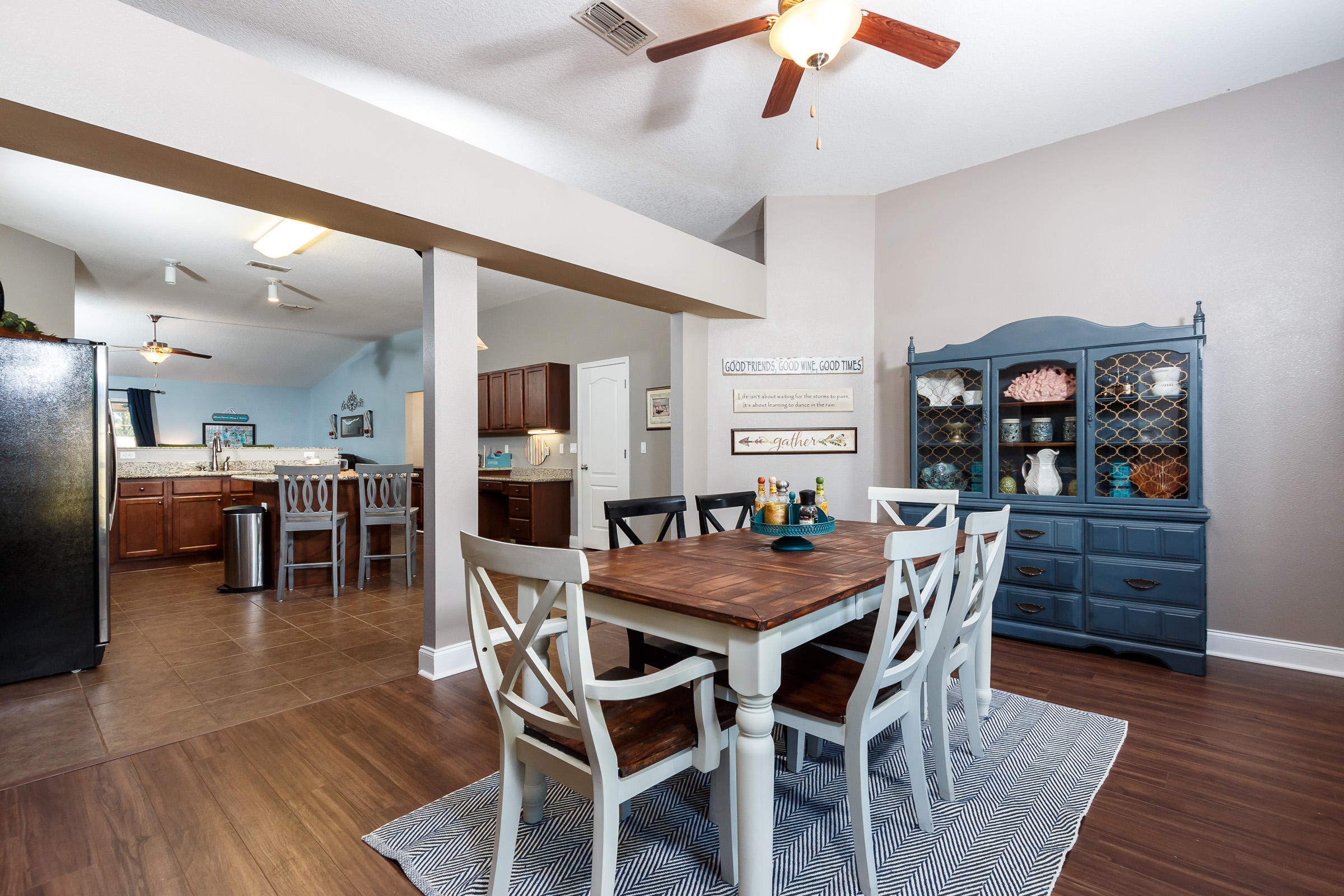 SILVER SPRINGS EST - Residential