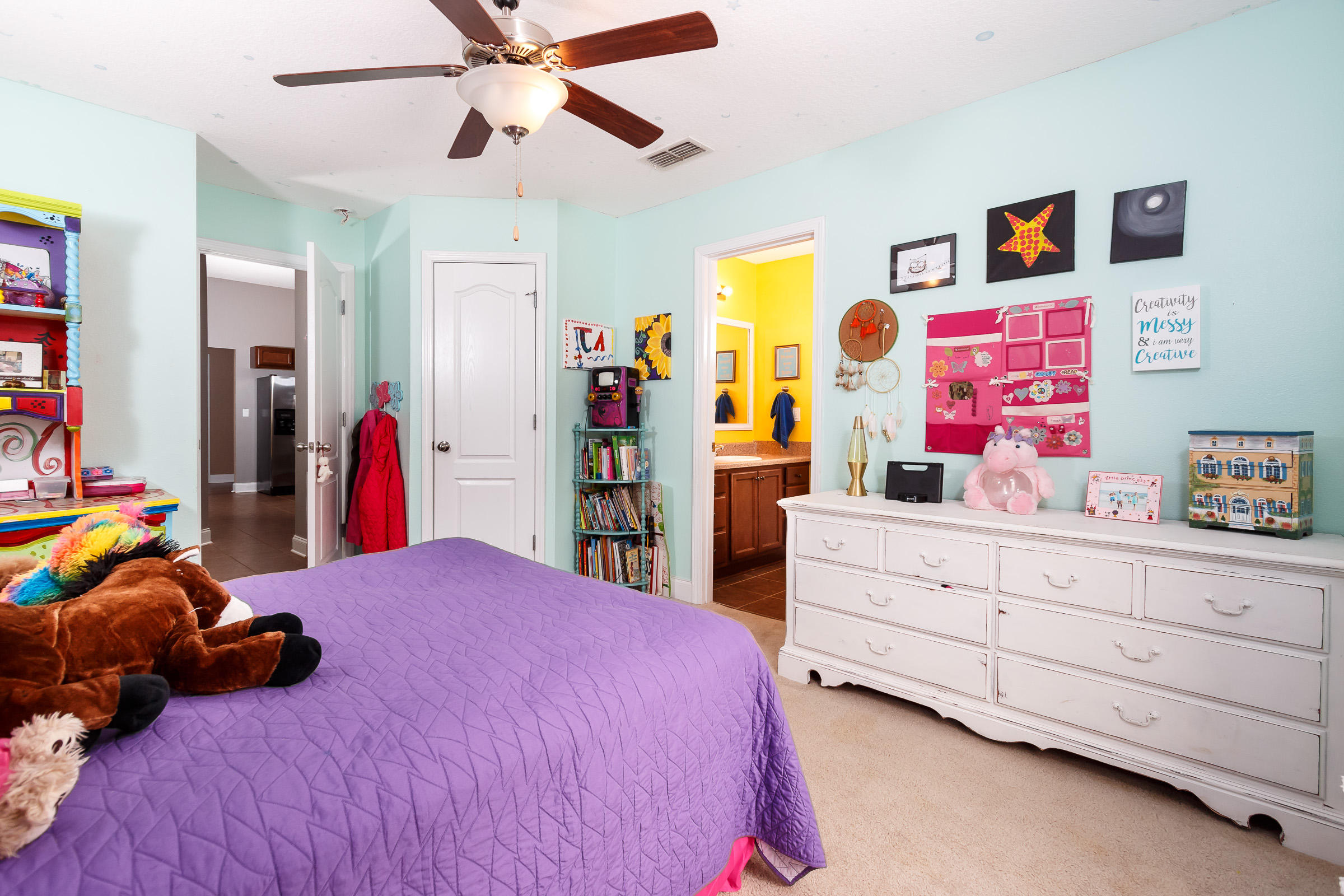 SILVER SPRINGS EST - Residential