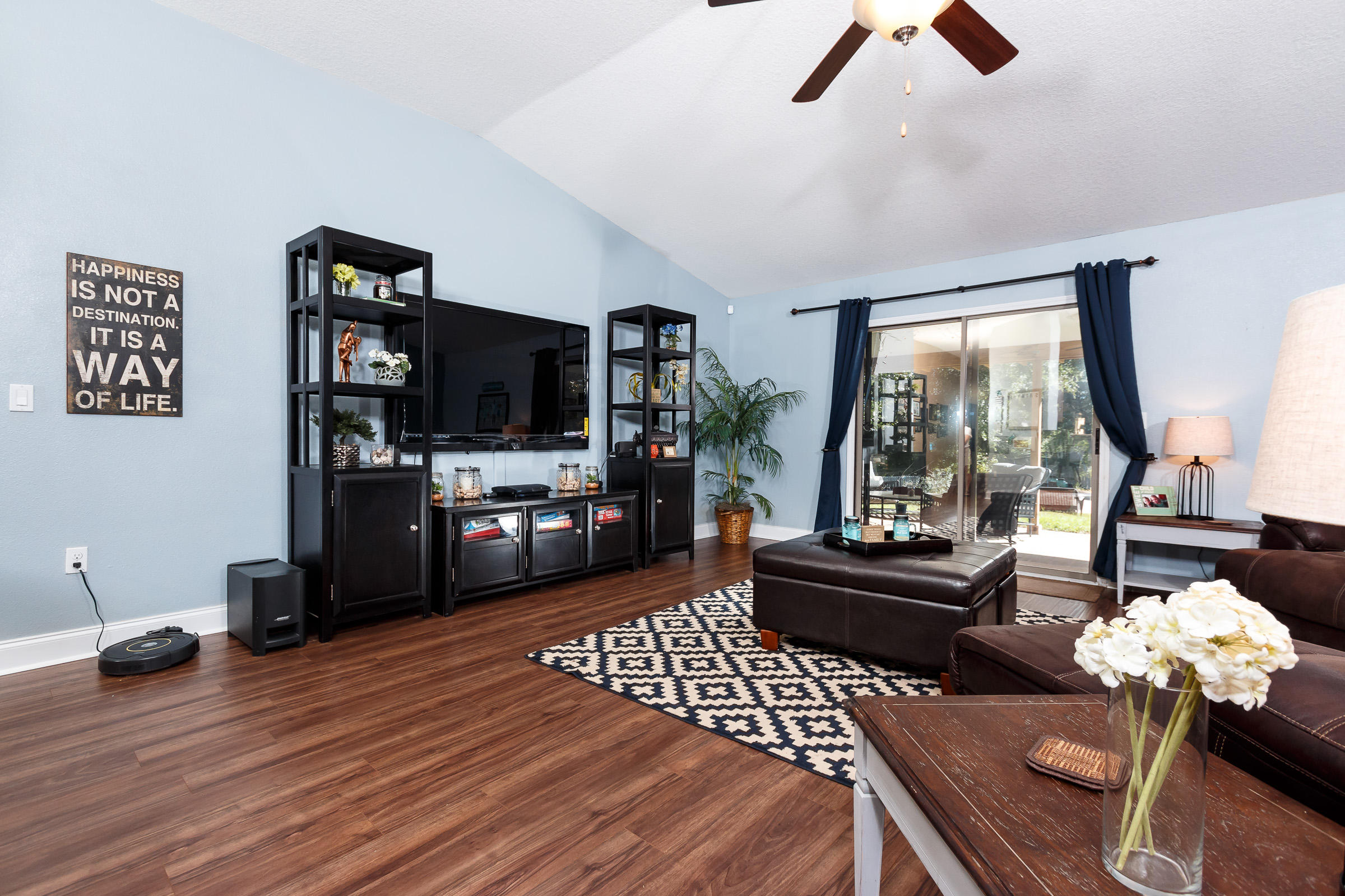 SILVER SPRINGS EST - Residential