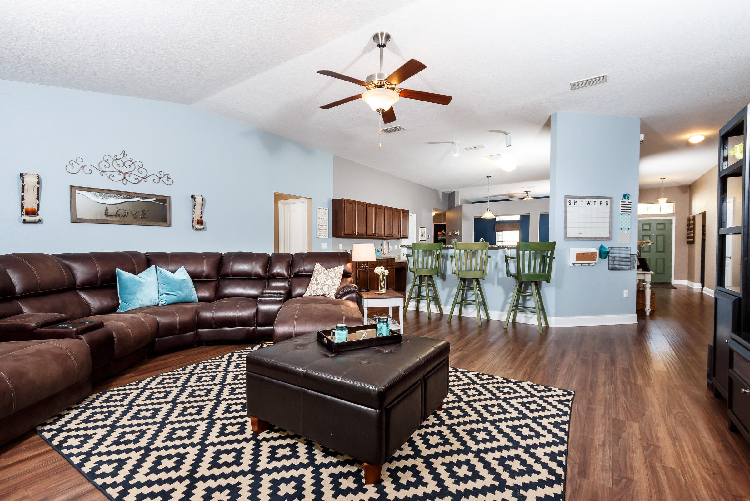 SILVER SPRINGS EST - Residential