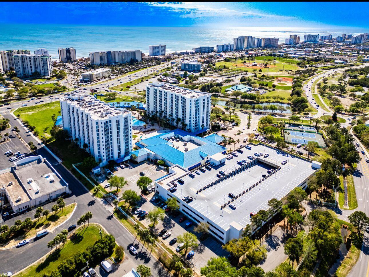 THE PALMS OF DESTIN - Residential