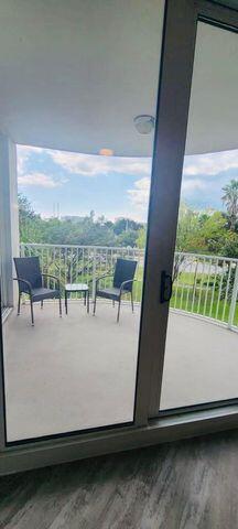 THE PALMS OF DESTIN - Residential