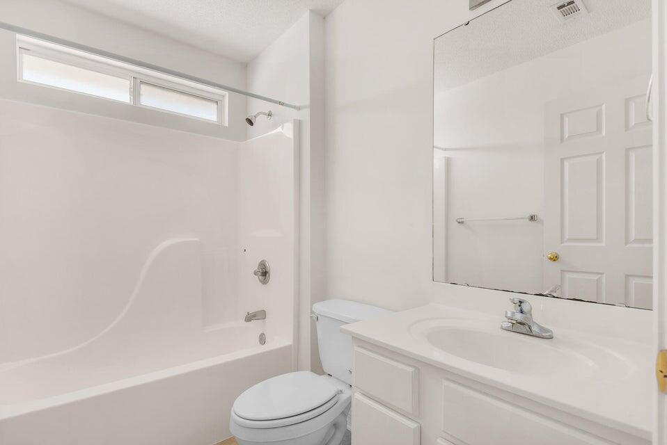 SHALIMAR COTTAGES - Residential Lease