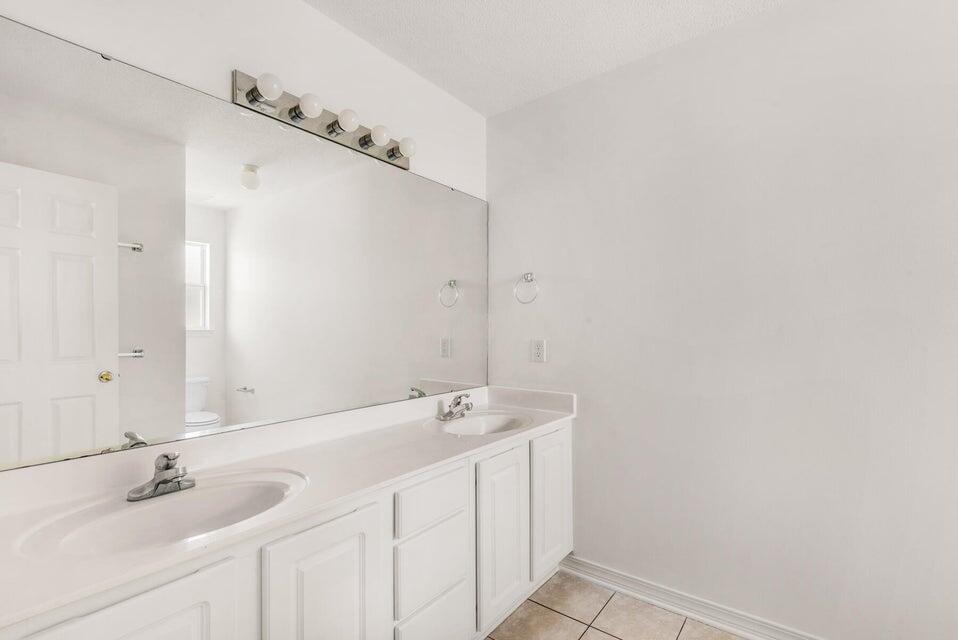 SHALIMAR COTTAGES - Residential Lease